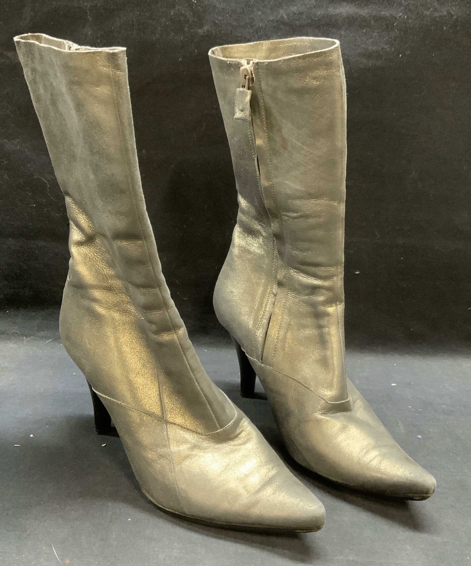 Costume National Luxe Silver Suede Boots ITALY (1 of 7)