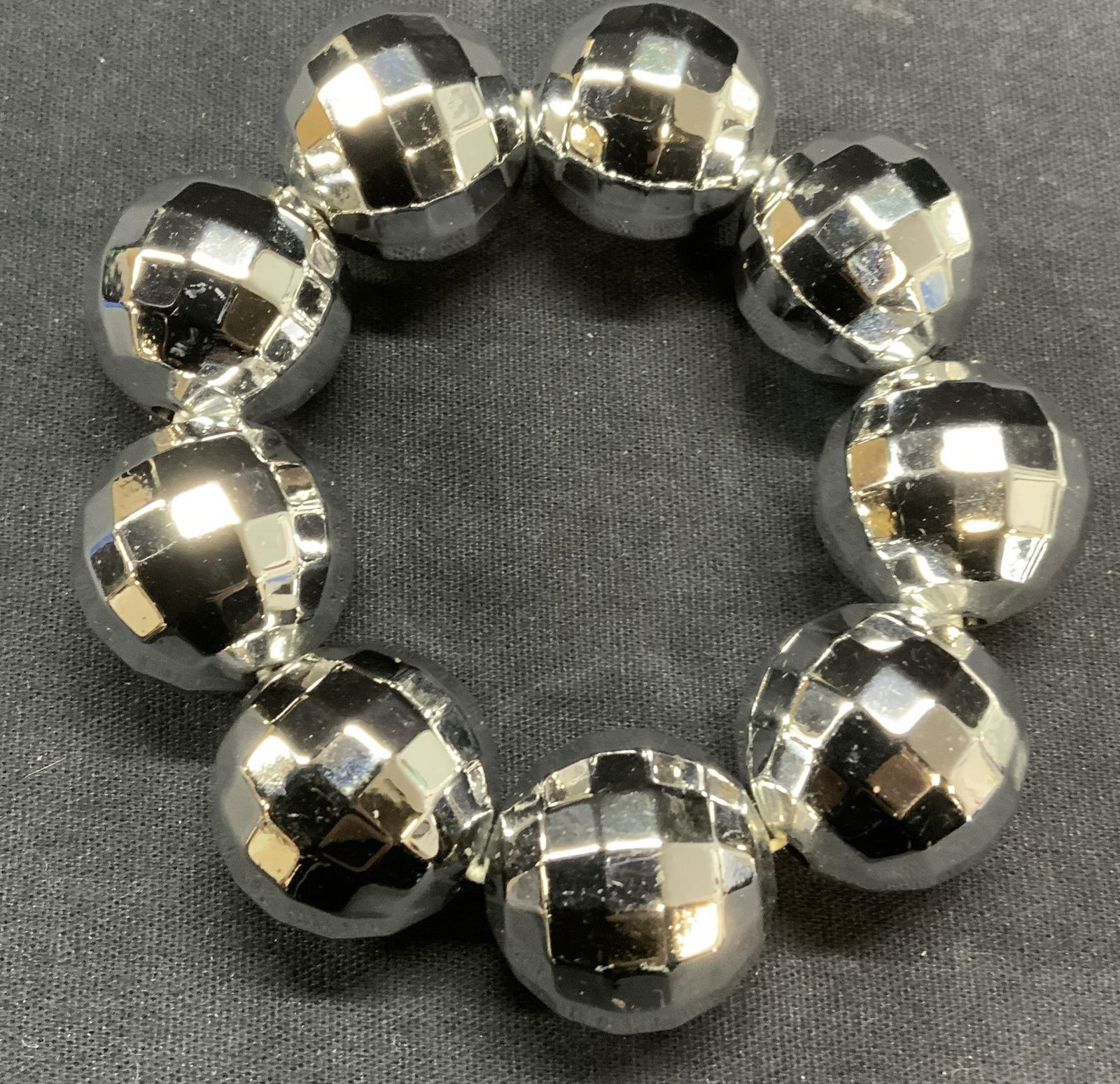 Vintage Silver Tone Beaded Bracelet (1 of 6)
