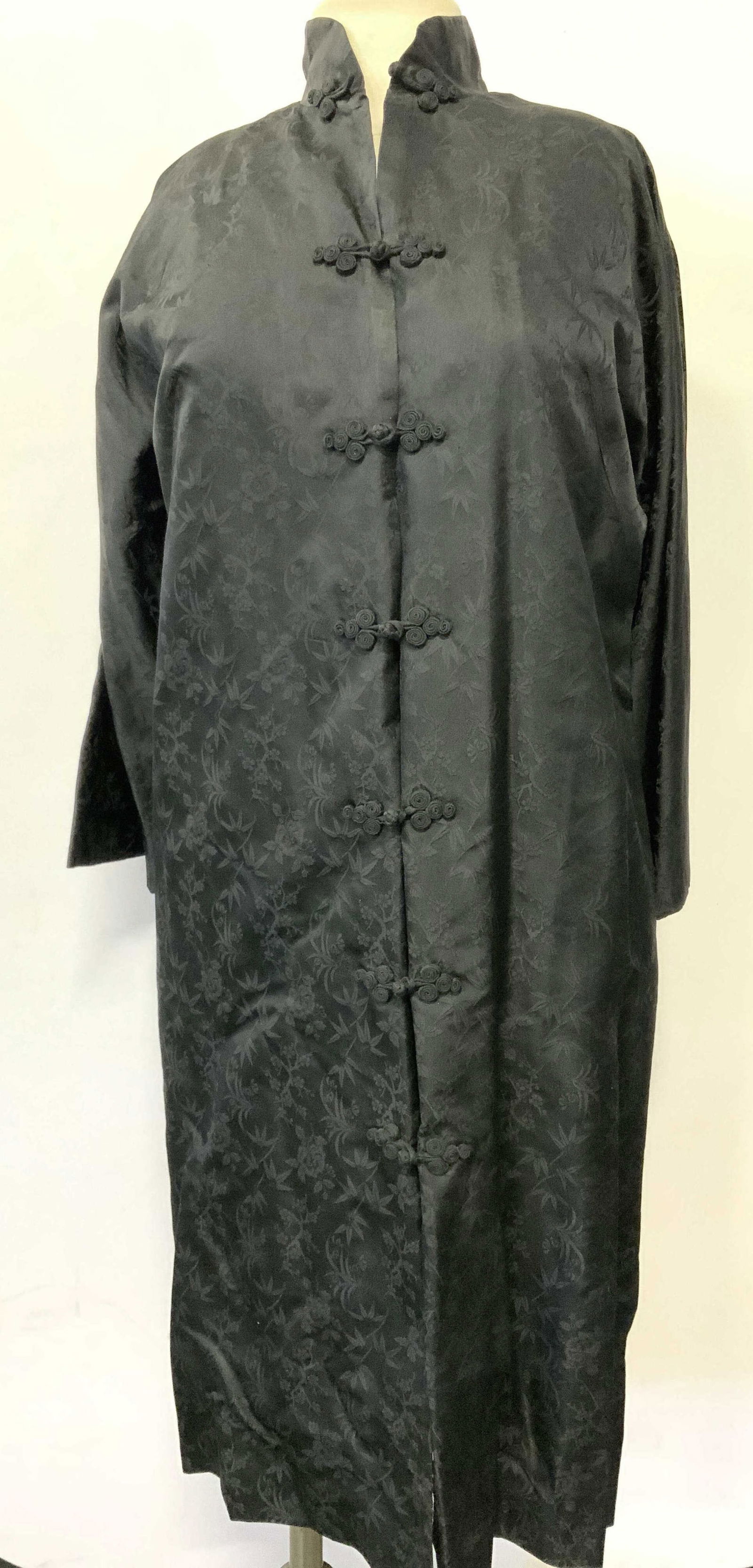 Vintage Mme Butterfly Silk Asian Robe, Japan (1 of 9)