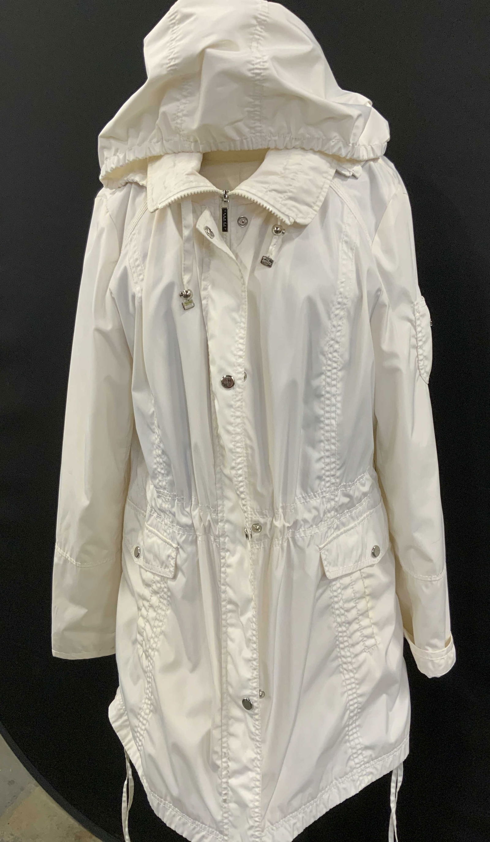 Laundry Shelli Segal Lightweight Rain Jacket (1 of 12)