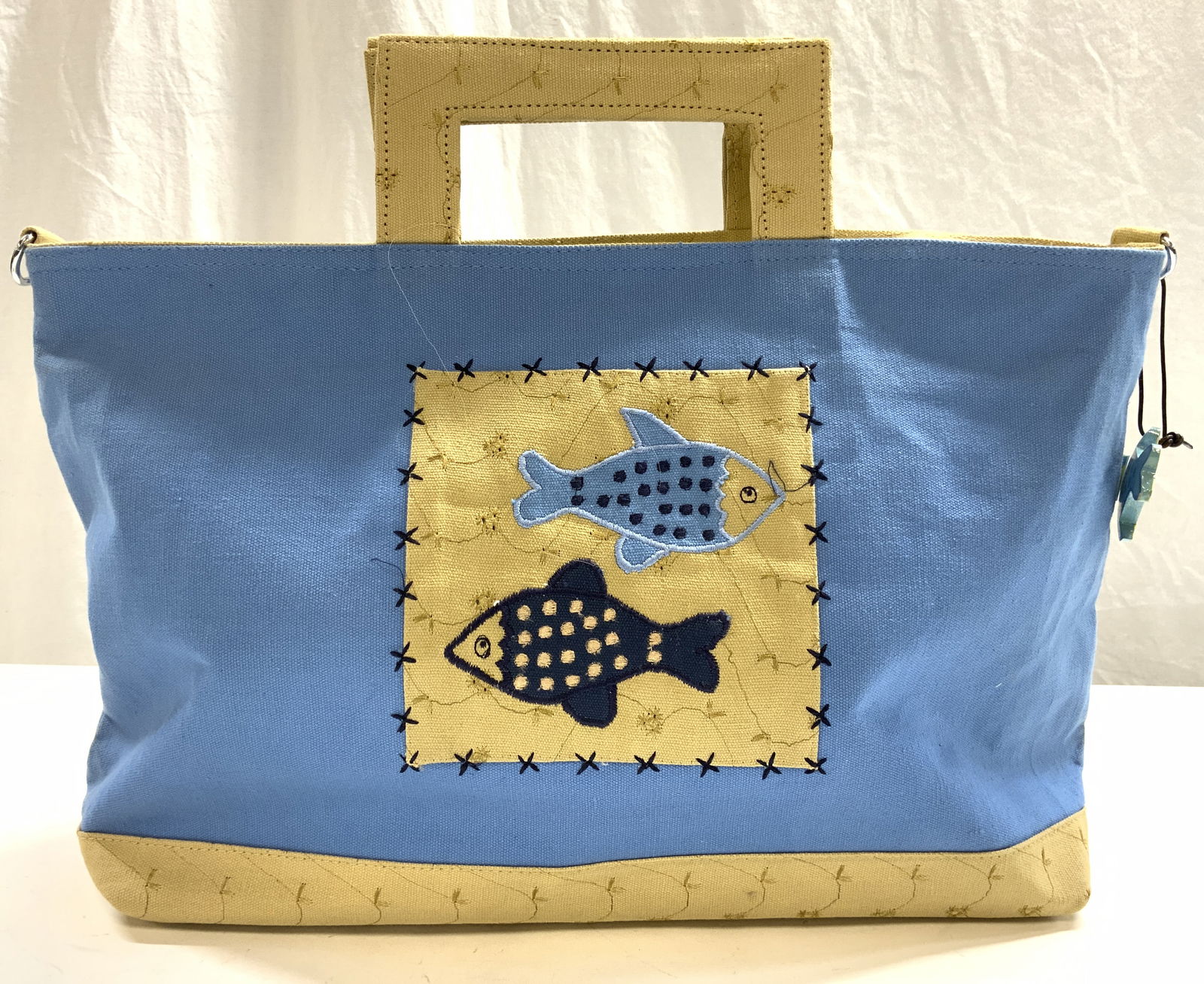 SUN N SAND Canvas Fish Tote Bag (1 of 9)