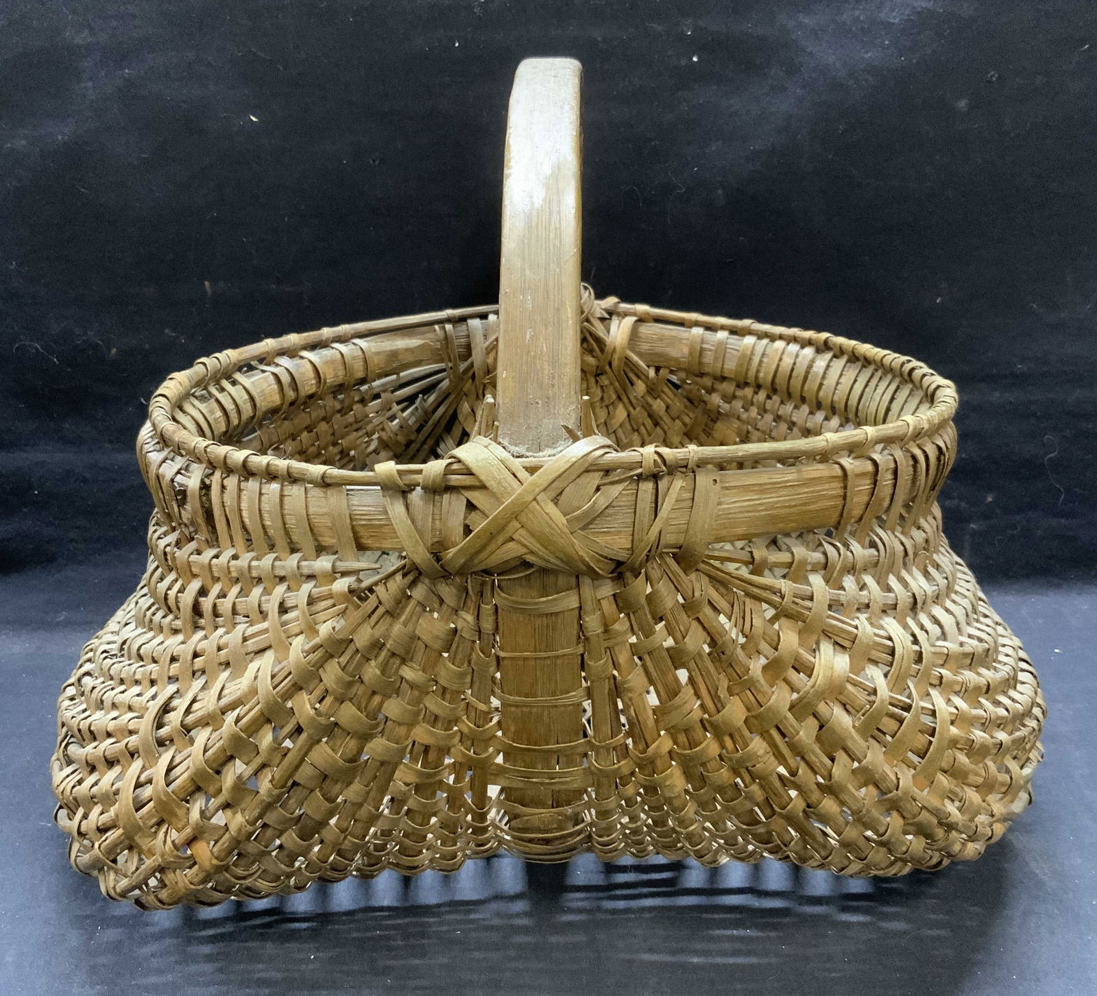 Vintage Handmade Woven Wicker Basket, 15in (1 of 6)