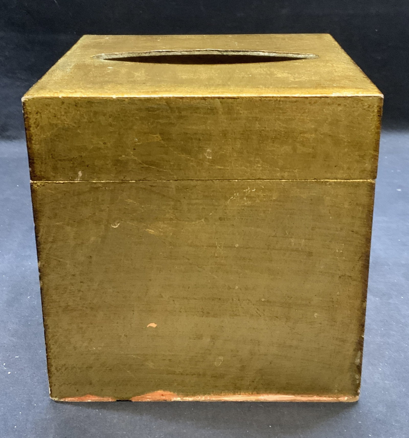 Florentine Gilt Wood Tissue Box Cover, Italy: Florentine gilt wood tissue box cover. Hinged lid. Made in Italy. Measures approx. 5.75 x 5.75 x 5.75 inches. Some scratching and chipping observed. Tissue box cover, Florentine tissue box cover, wood