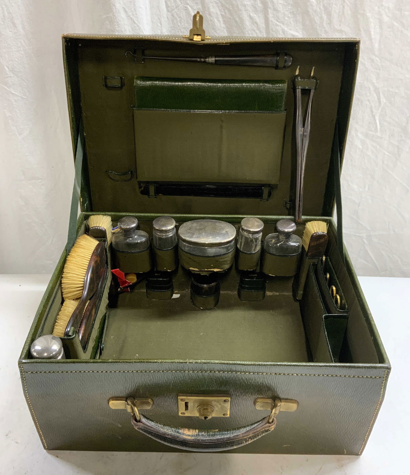 Antique Leather Case W 5 Sterling Silver Lid Jars (1 of 17)