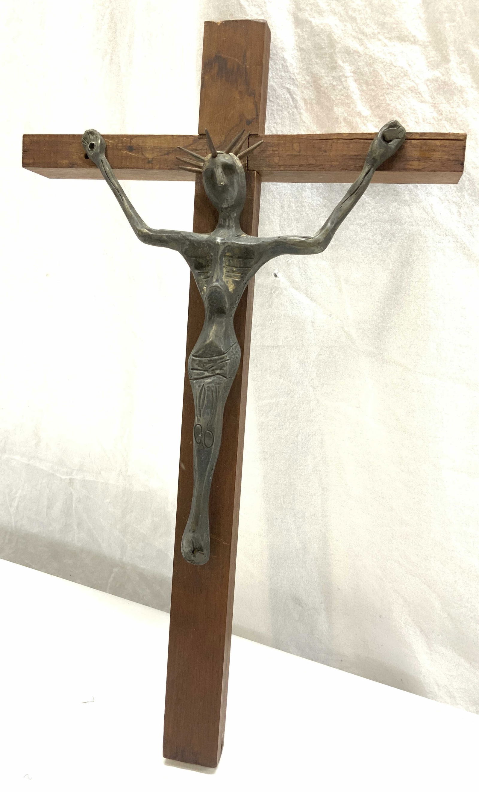 Artisanal Bronze Jesus on Wooden Crucifix (1 of 8)