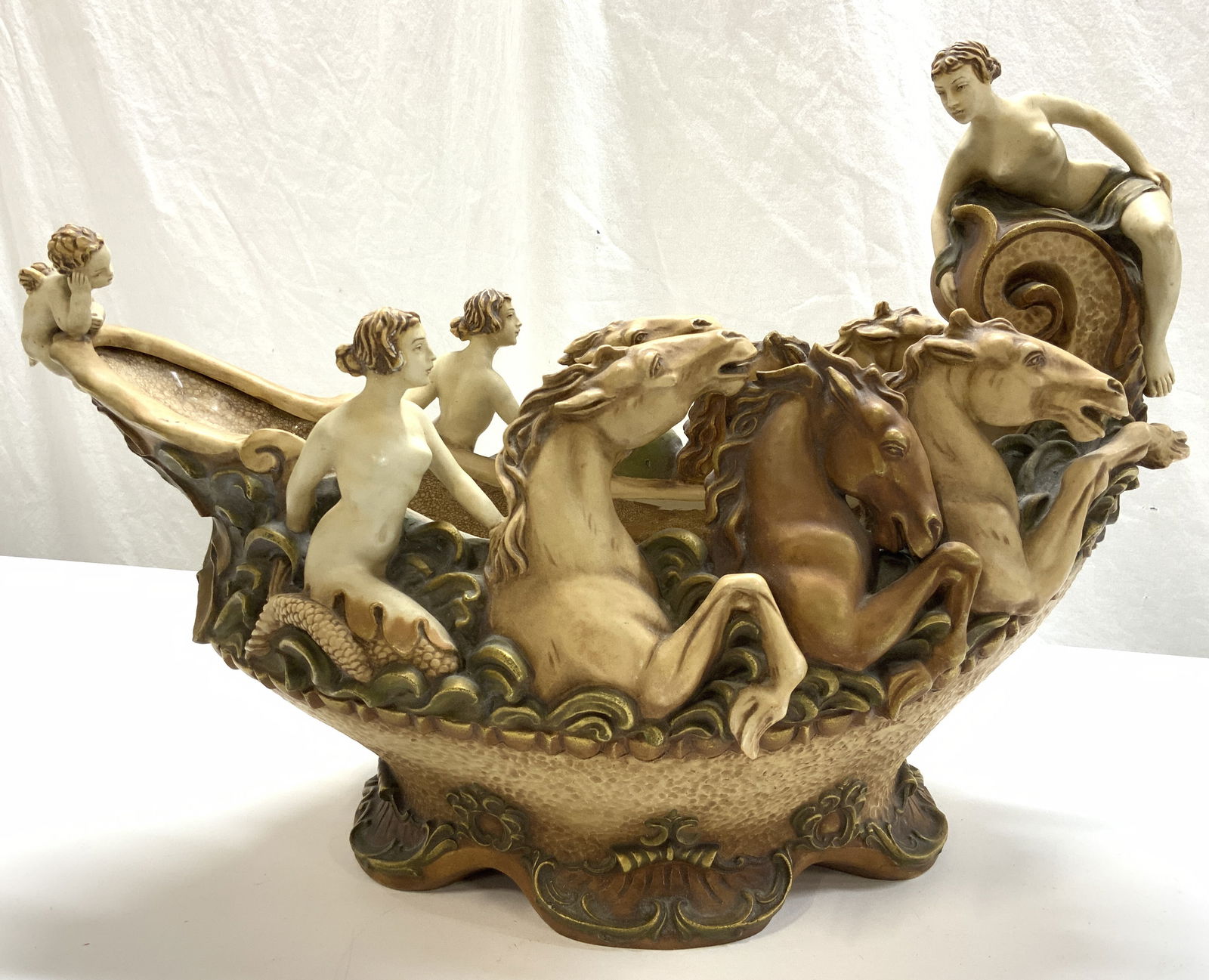 Majolica Nautical Porcelain Centerpiece E Jelenetes (1 of 12)