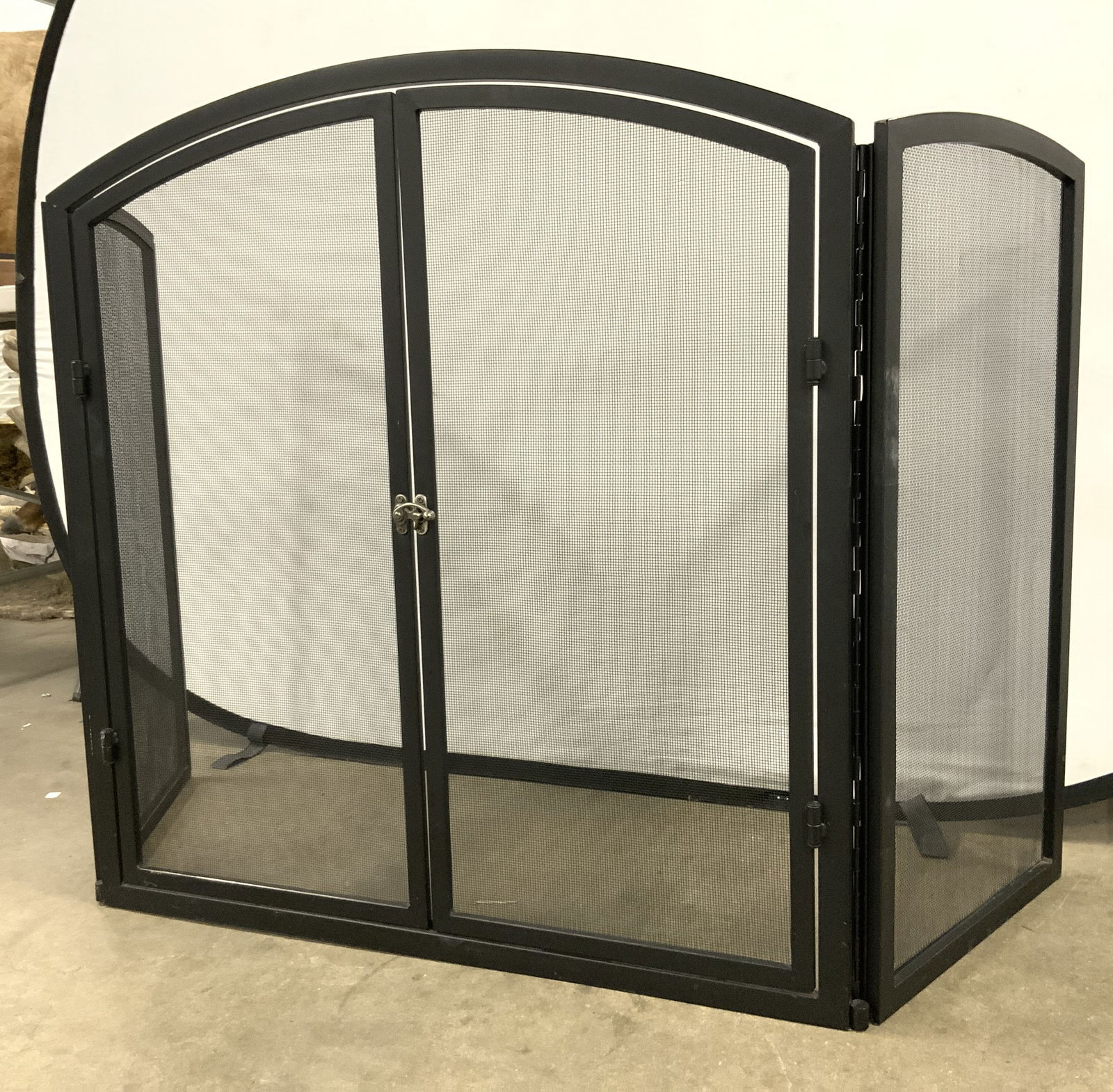 Iron Folding Fireplace Screen W Doors (1 of 8)