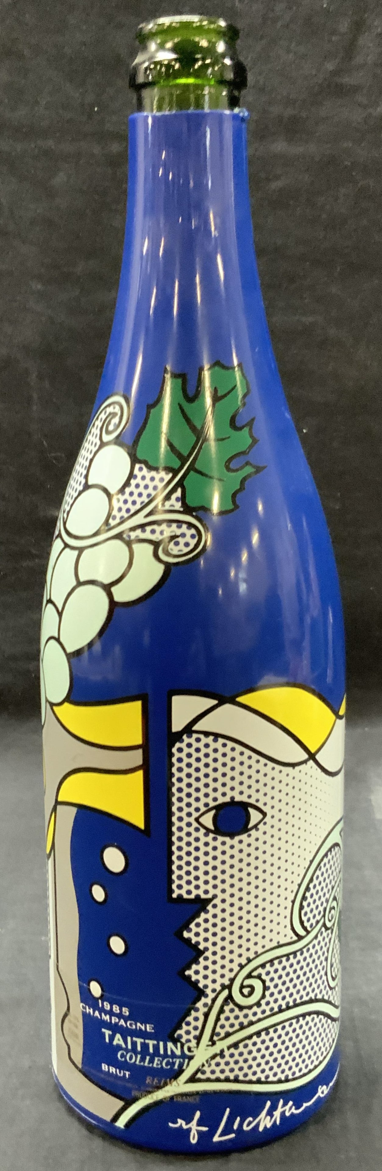 1985 Lichtenstein Champagne Taittinger Brut Bottle (1 of 7)