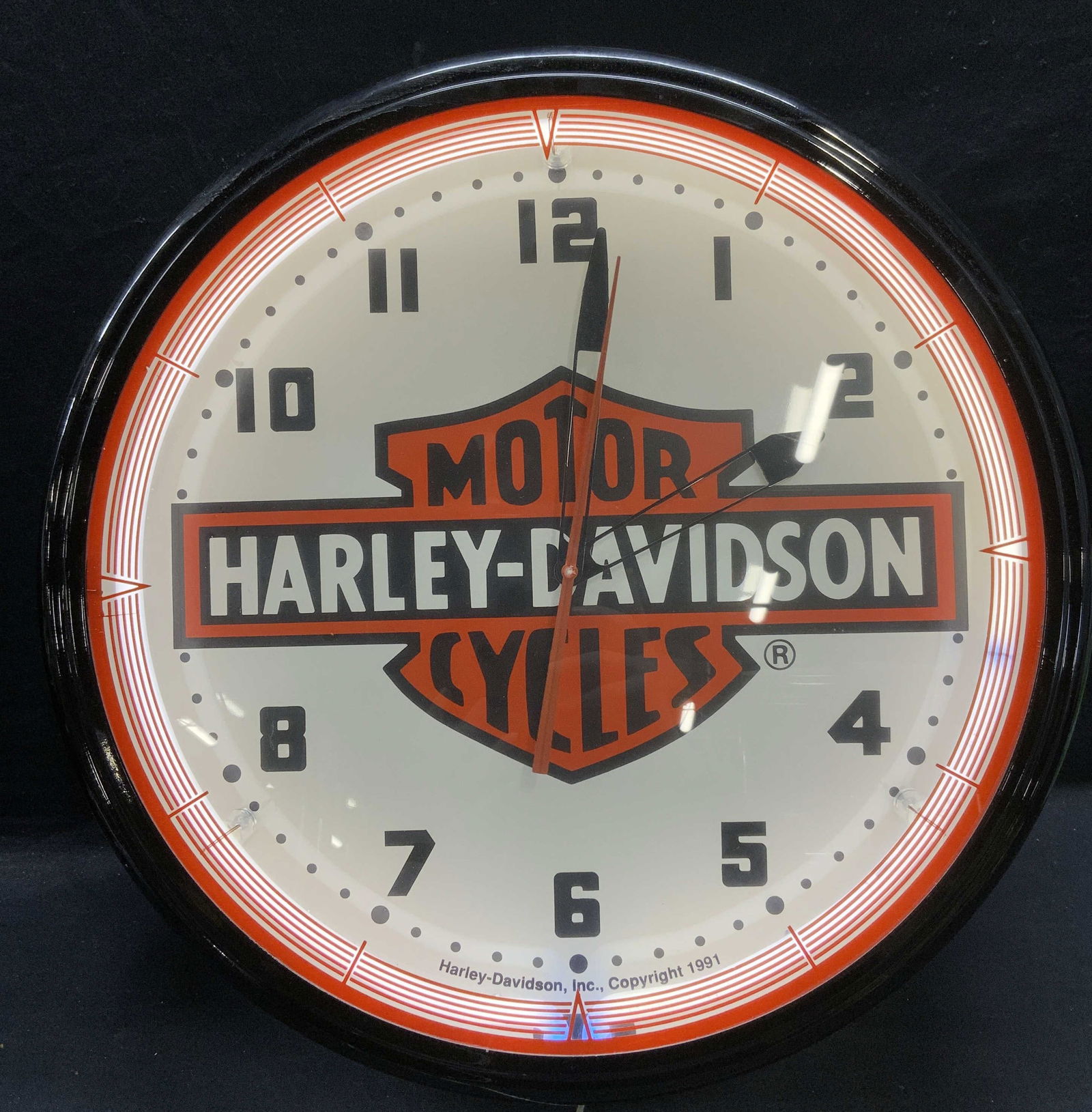 Vintage 1991 Harley Davidson Wall Clock 19 In (1 of 11)