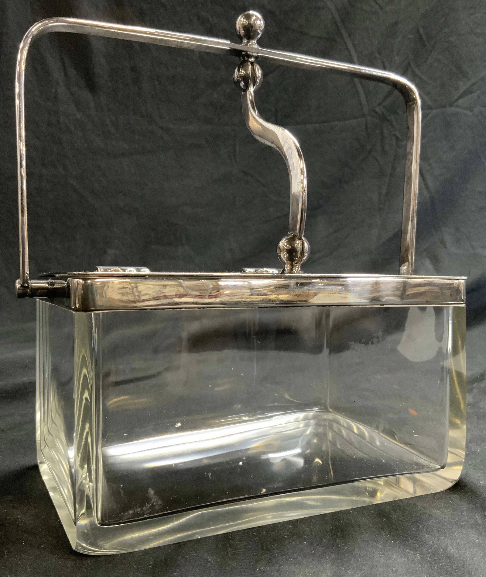 Silver Pl Lid Early 20th Century Glass Biscuit Jar (1 of 9)