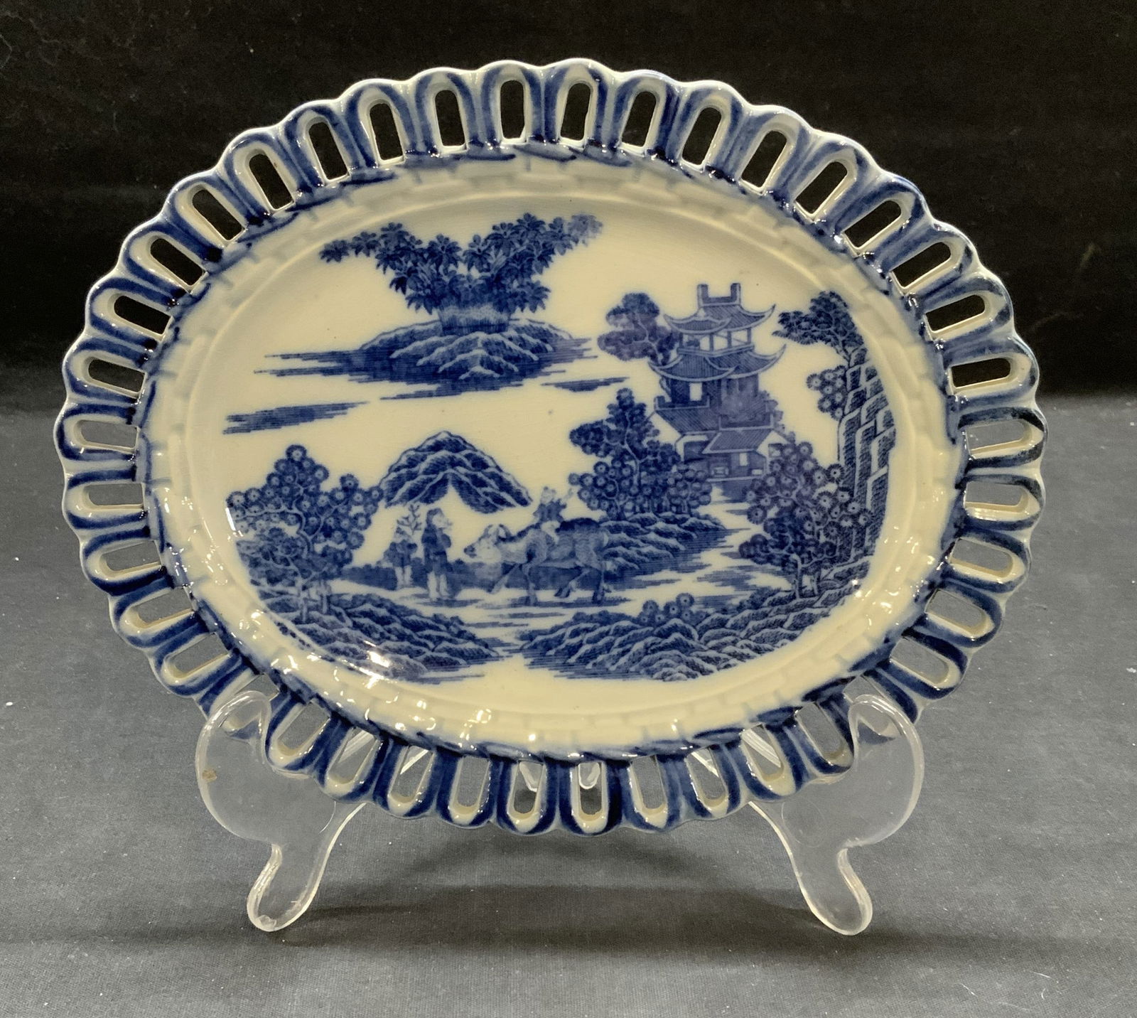 Antq Blue & White Chinoiserie Ceramic Plate (1 of 6)