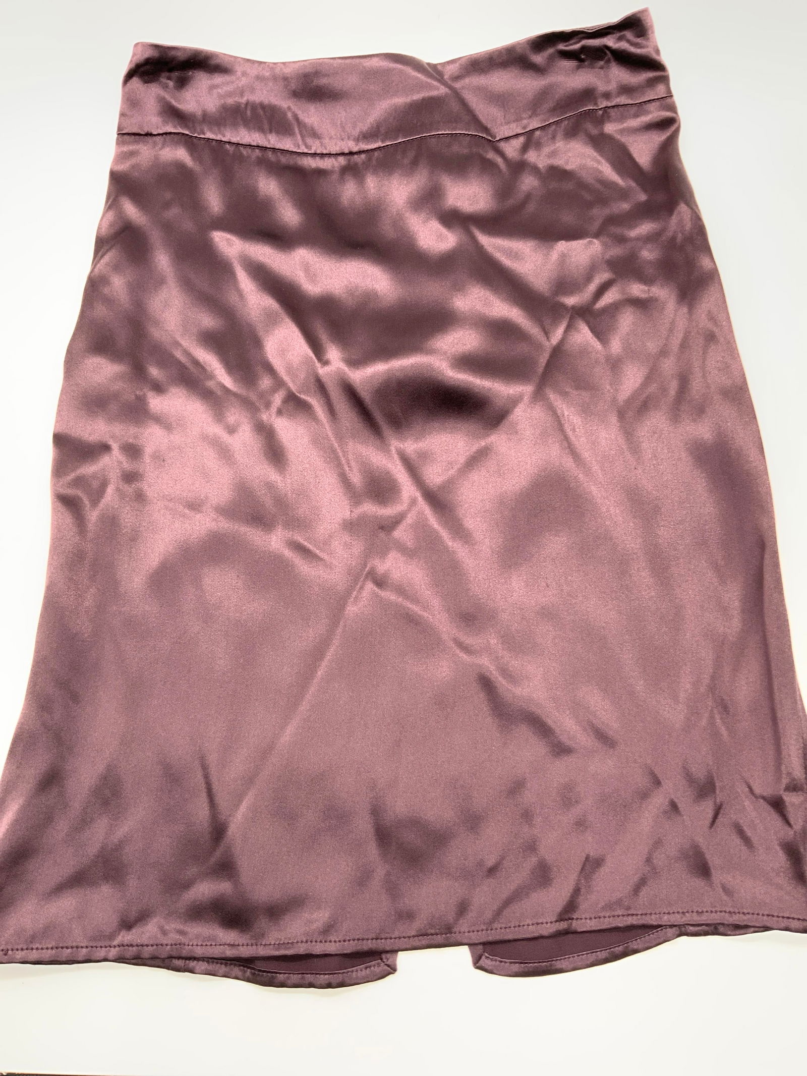STELLA MCCARTNEY Silk Blend Skirt, Italy: Eggplant color Stella McCartney skirt, size 38., Made in Italy. 72%silk, 28% rayon., Backside zipper and slit for walking. 22 in. Long Luxury designer Stella McCartney, Luxury Designer wear, Made in I