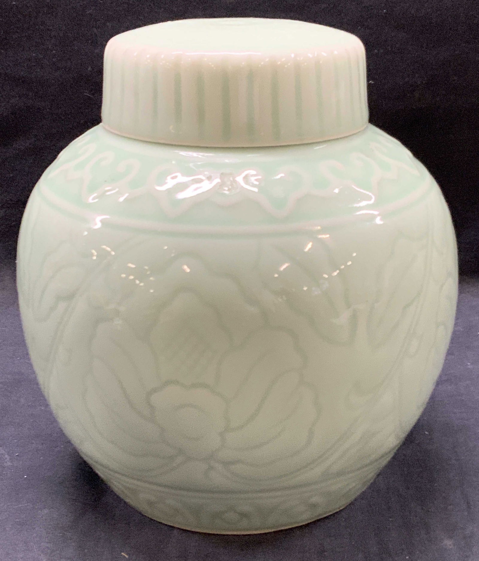 Stamped Jade Tn Ceramic Asian Ginger Jar (1 of 8)