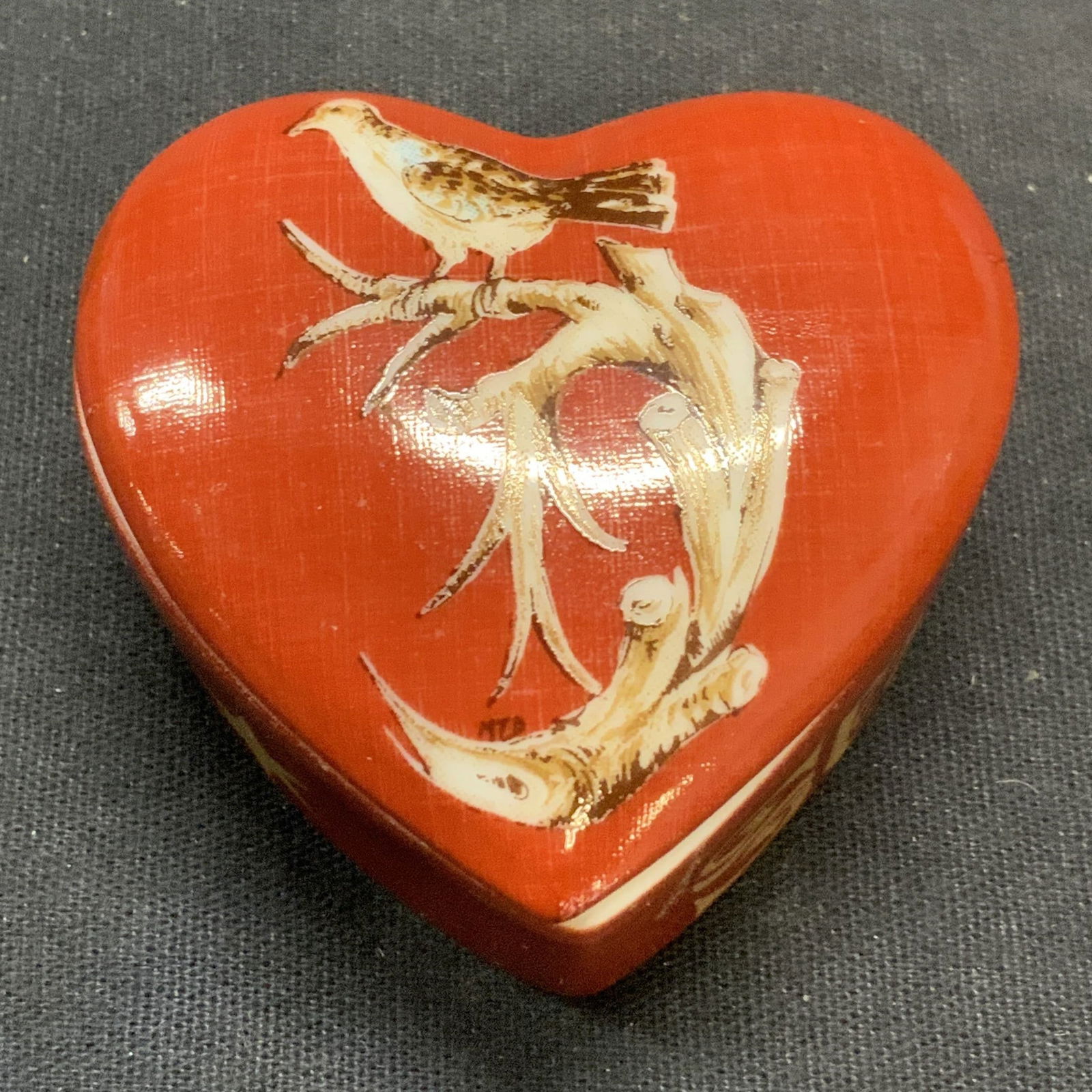 Vintage Limoges France Porcelain Heart Trinket Box (1 of 7)