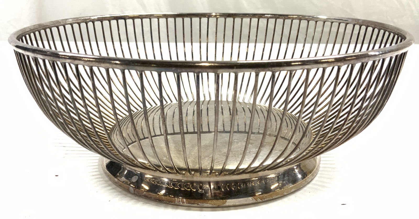 FB RODGERS SILVERPLATE Wire Basket Vessel (1 of 6)