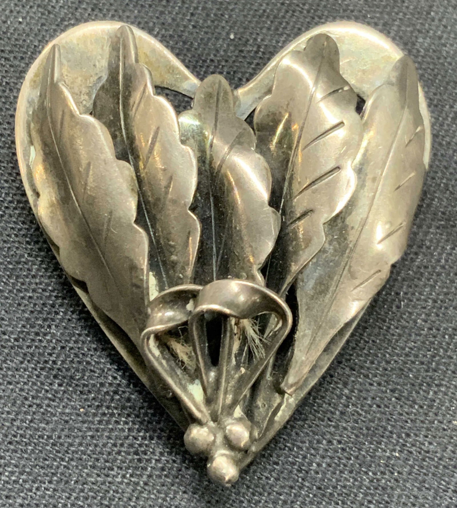 Vtg Sterling Silver Floral Heart Brooch/ Pendant (1 of 6)