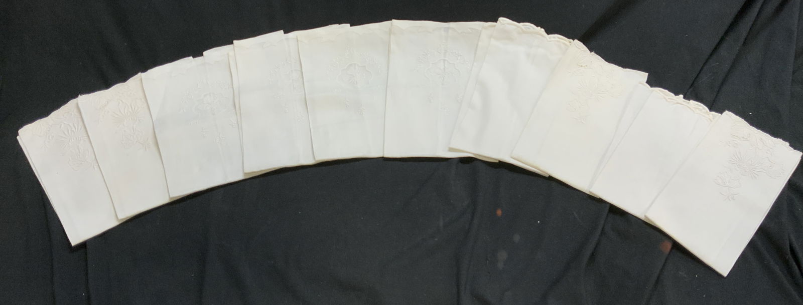 Lot 10 Vintage Embroidered Table Linens Cream (1 of 6)