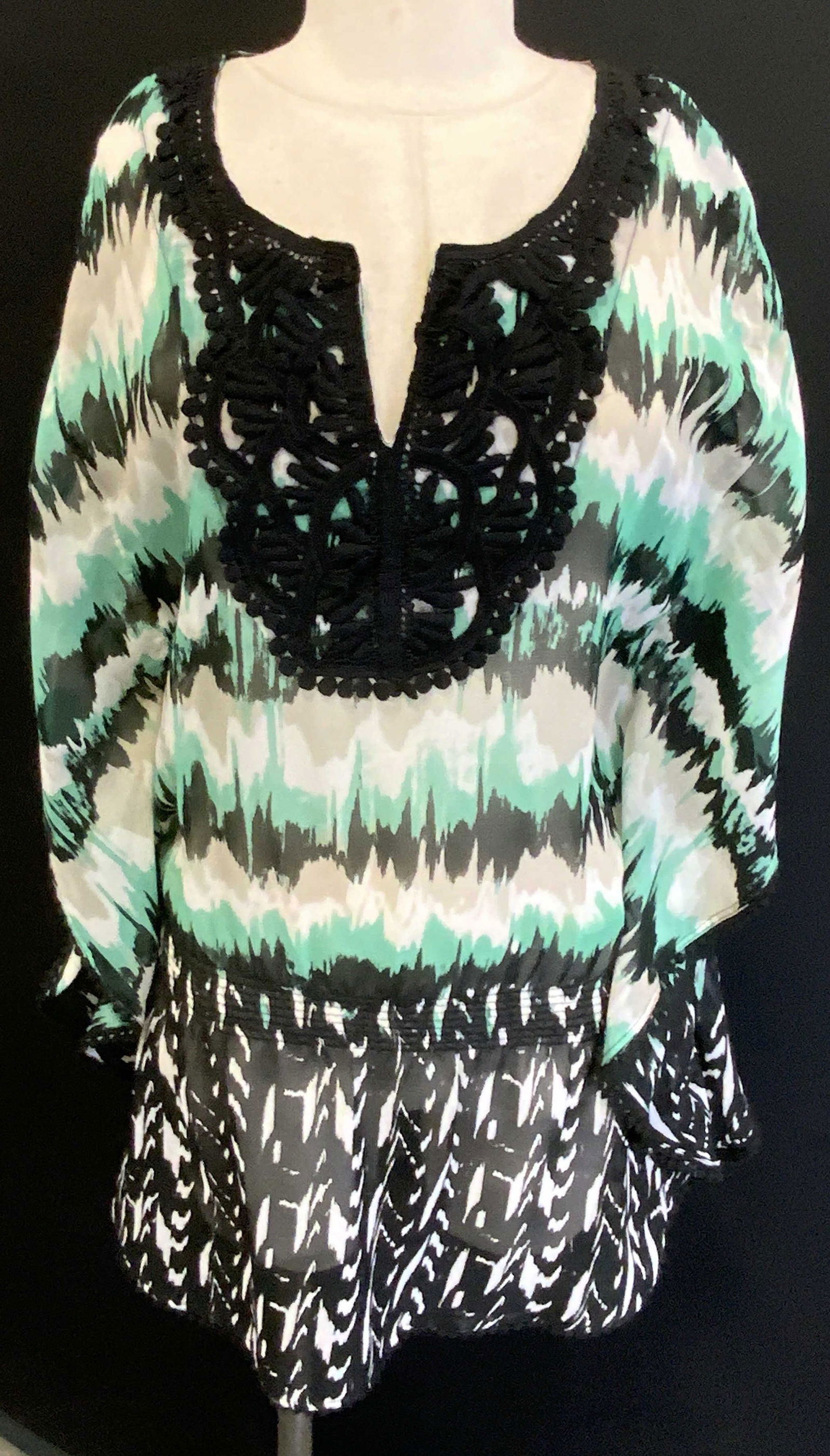 CZ Green & Black Beach Cover Up Top (1 of 6)