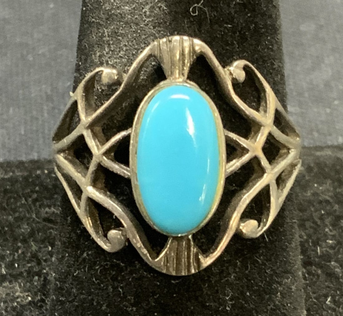 Vintage Sterling Silver Turquoise Style Ring (1 of 6)