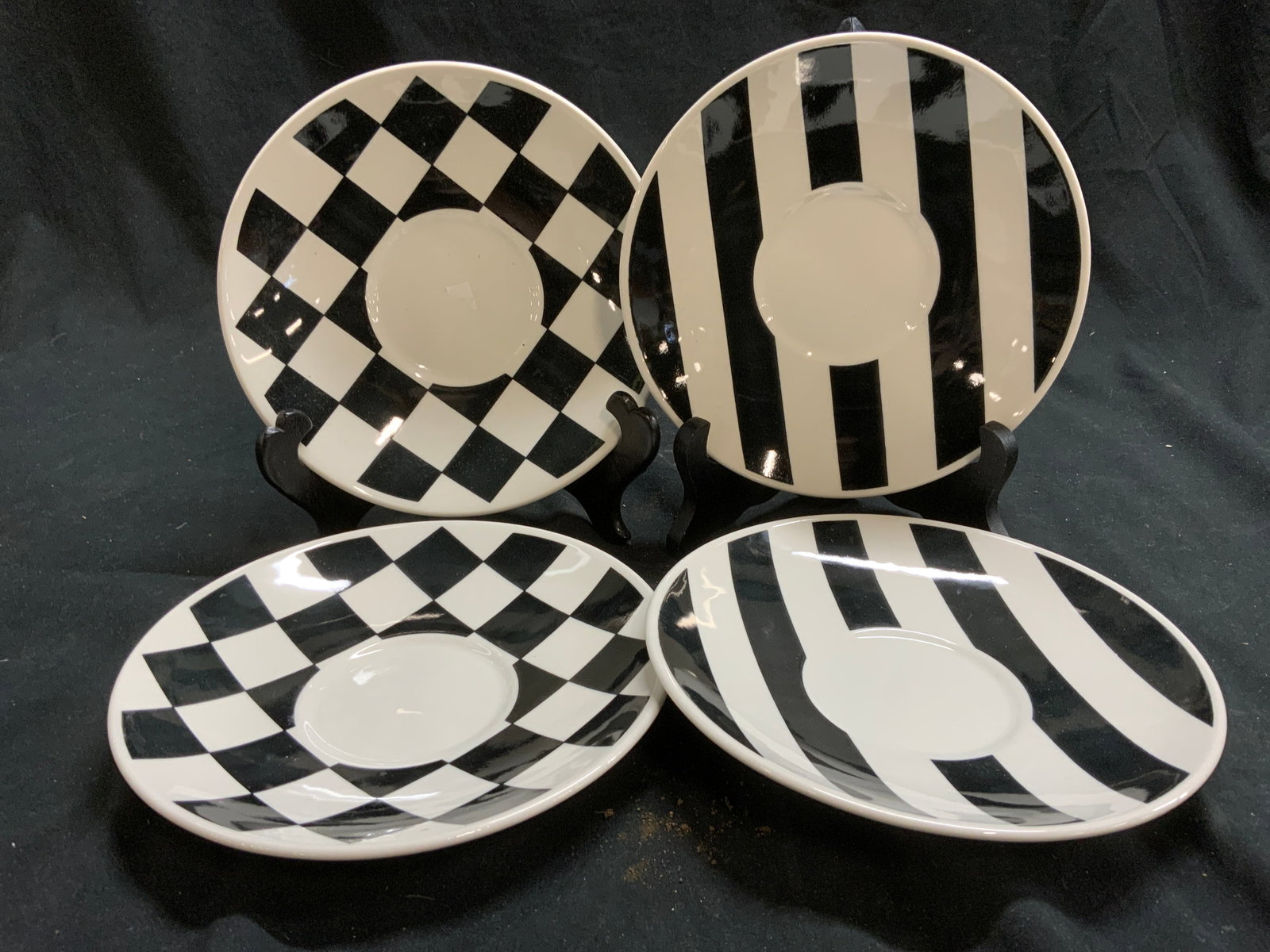 Set4 Black & White Porcelain Plates 7in England: 7 in. Wide curved porcelain saucers with indentation for cup or bowl. Made in England, black and white, stripe or checkered decor. Made in England porcelain saucers, tableware, Decorative arts, porcel