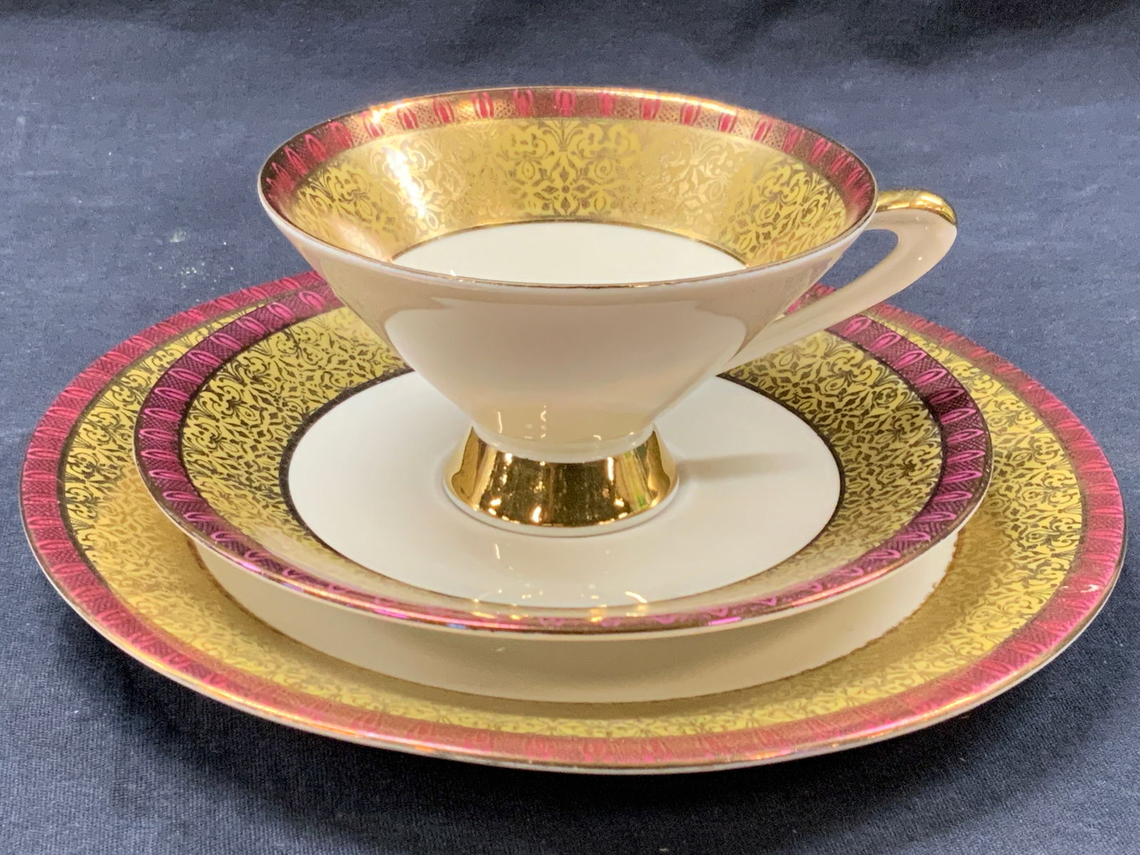 Set 3 Tea Cup & Dishes Porcelain Bavaria Germany (1 of 10)