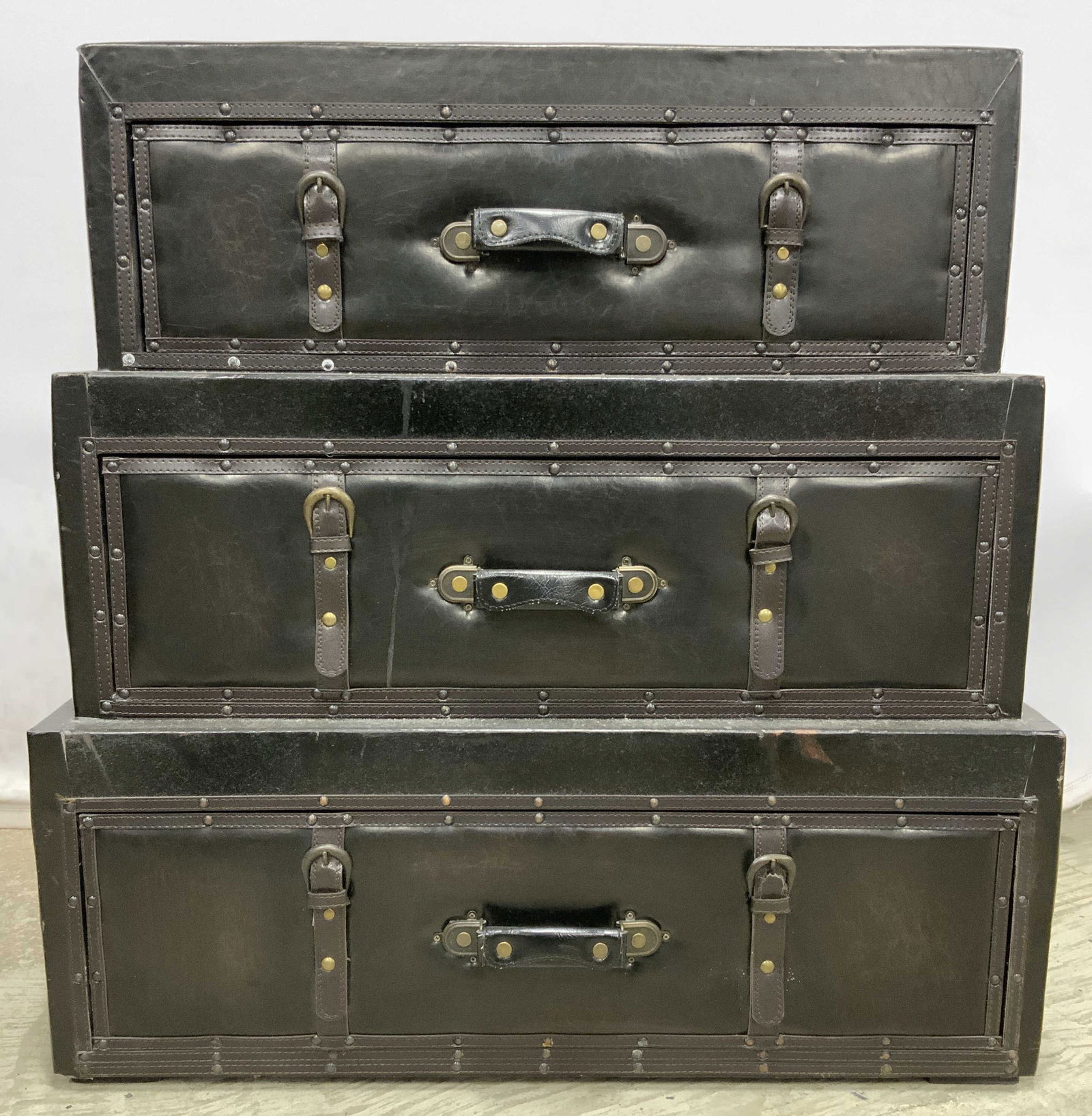 UMA ENTERPRISES Leather Suitcase Dresser (1 of 7)