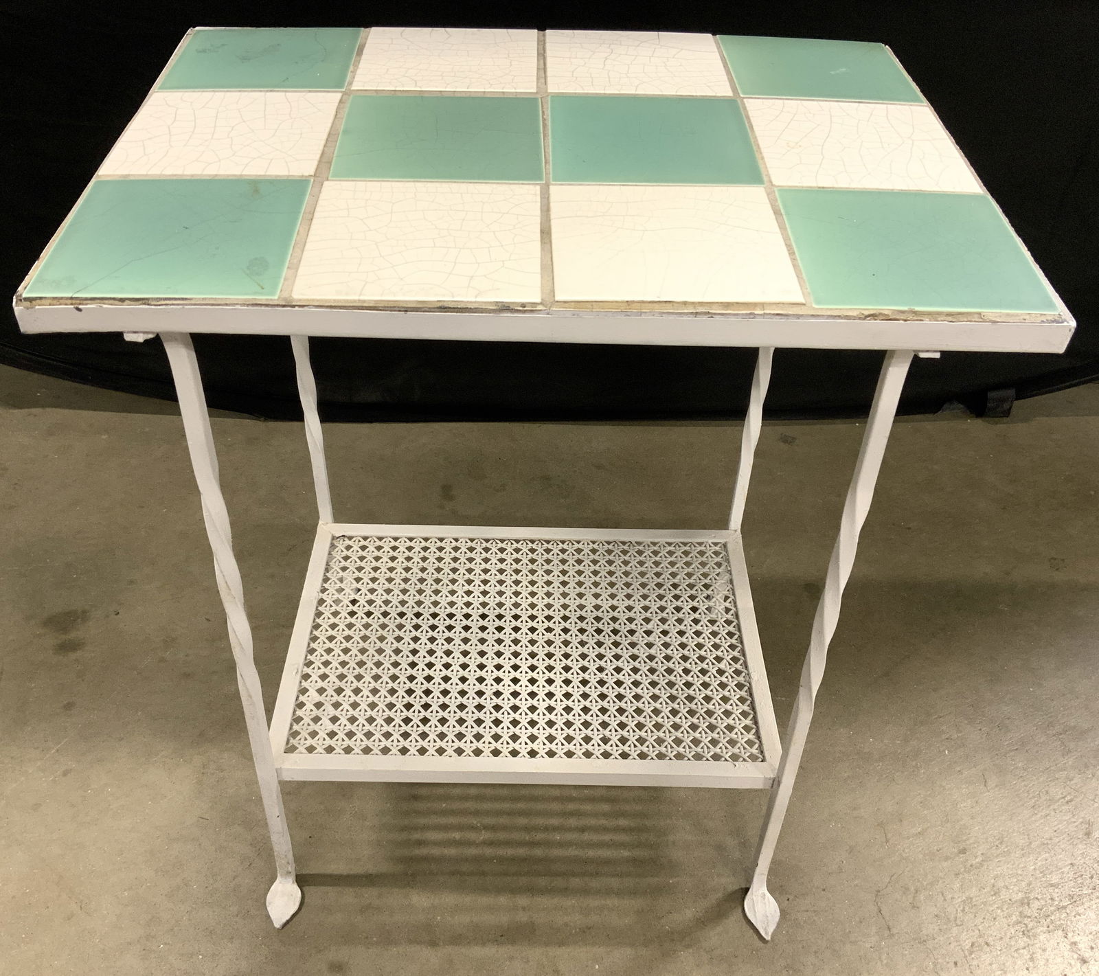 Vntg Outdoor Metal Tile Top Side Table (1 of 8)