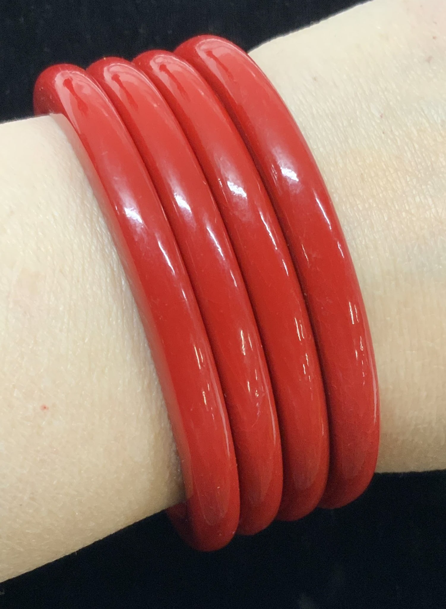 Set 4 Red Stackable Round Bangles (1 of 6)