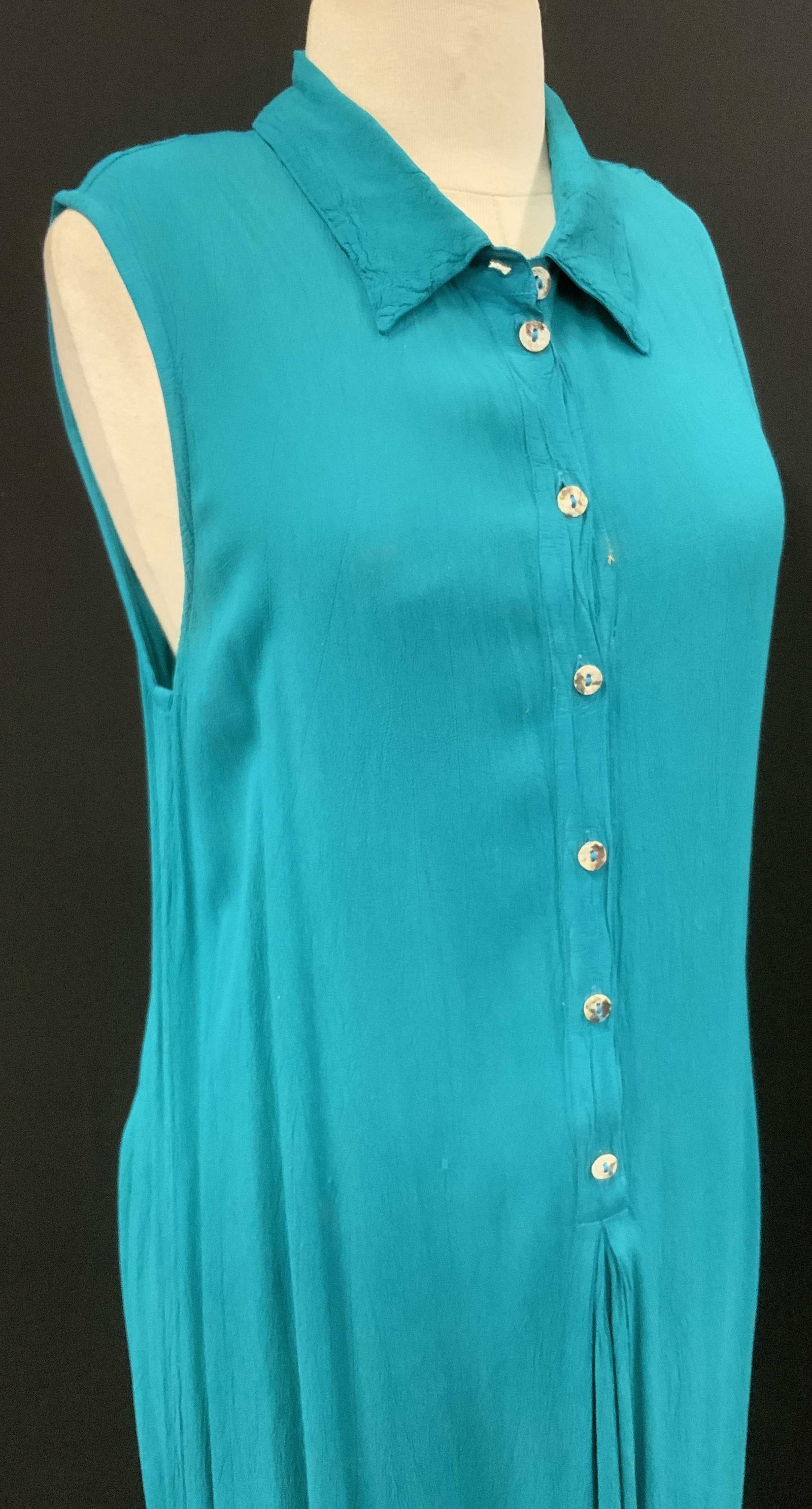 GHOST Teal Summer Ankle length Dress, England: Sleeveless Ghost rayon dress in teal. Vtg Size large, 59 in. Long. Fits more like a size Medium, 35 in. Waist, 38 in. Hips. partial buttons down the front. Casual wear, summer dress, summer fashion, E