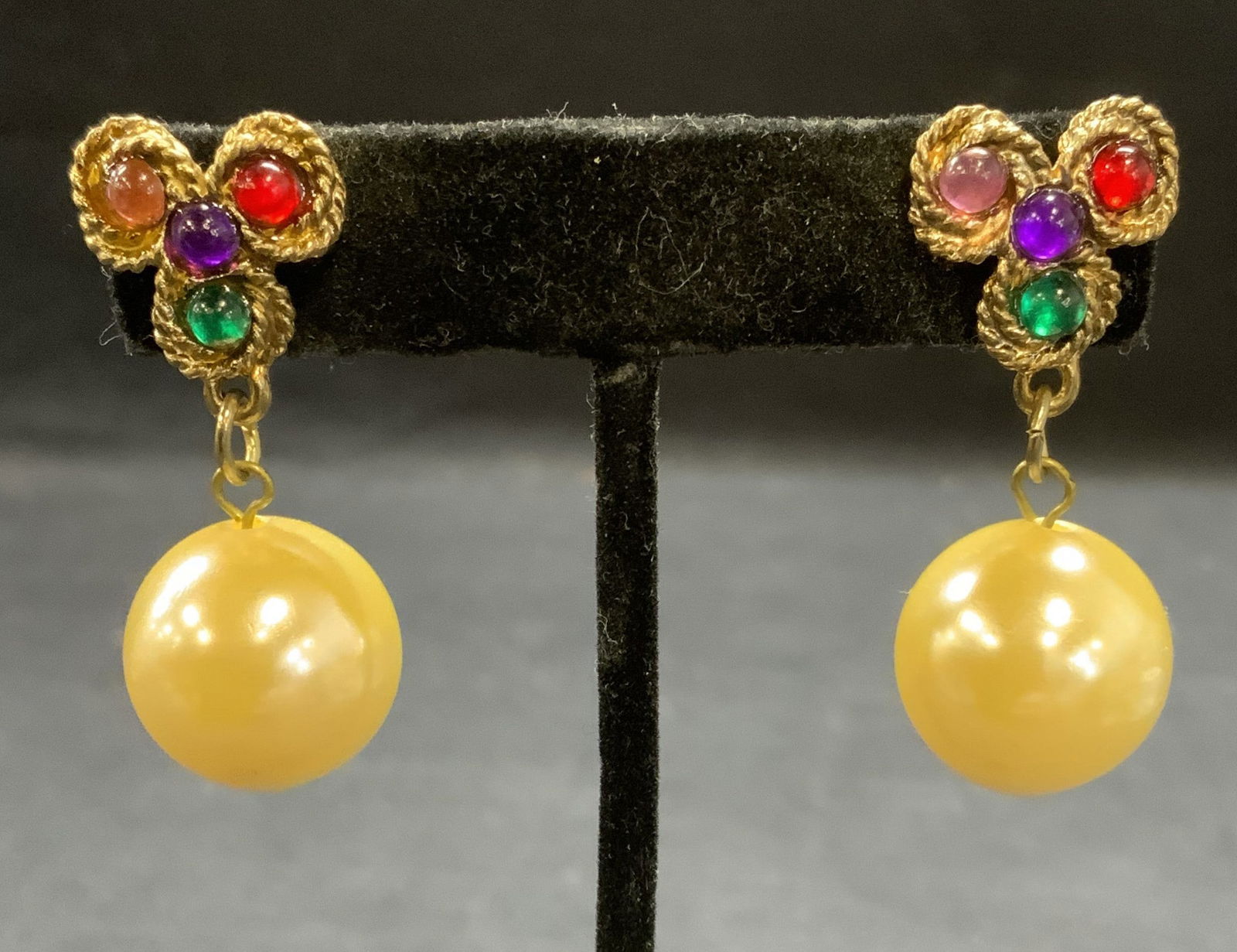 Vintage Faux Pearl Dangle Earrings (1 of 6)