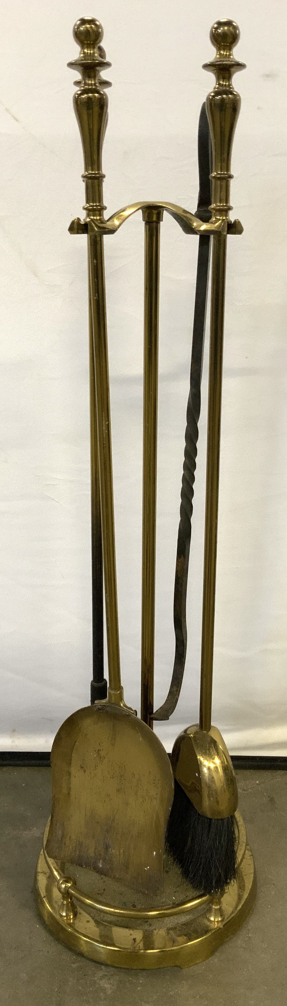 Set 5 Vintage Brass & Iron Fireplace Tools (1 of 7)