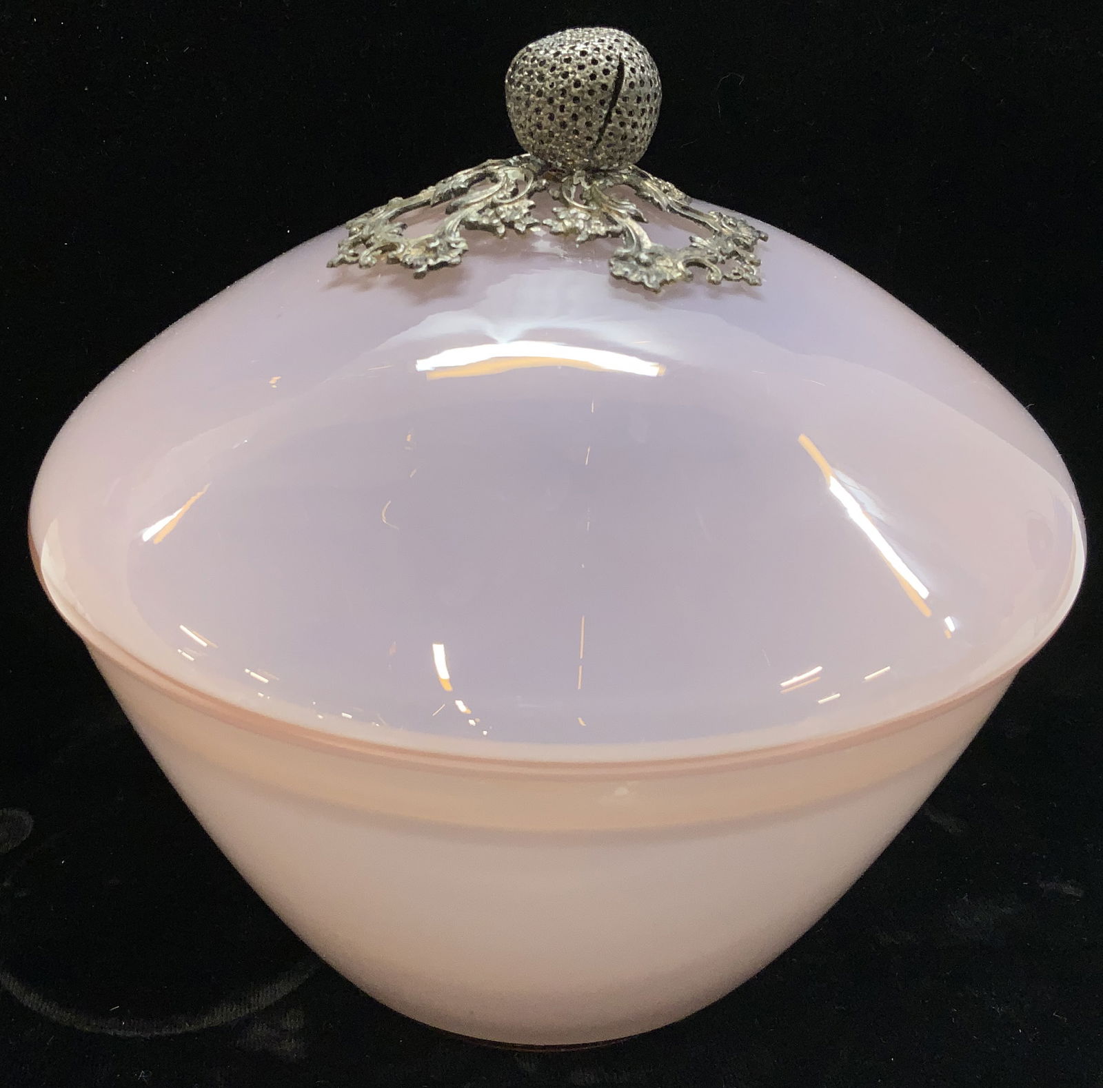 Pink Opaque Crystal Lidded Dresser Bowl (1 of 6)