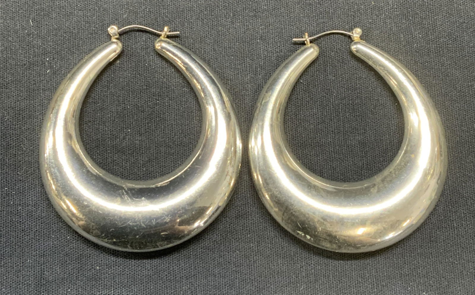 Silver Tone Hoop Earrings (1 of 6)