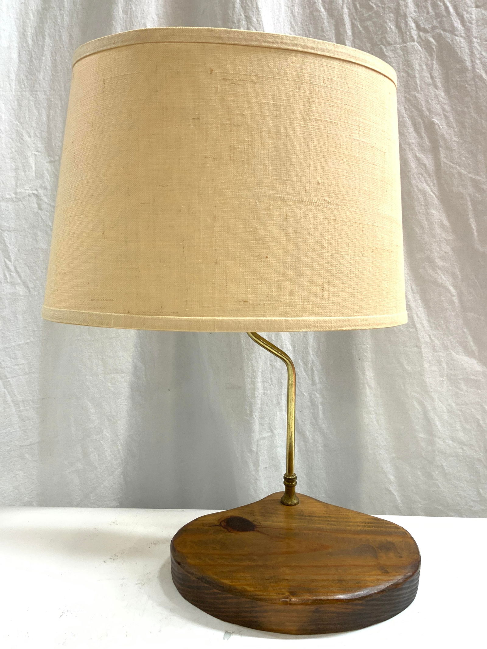 Vtg MCM Wood Base Table Lamp W Canvas Shade (1 of 8)