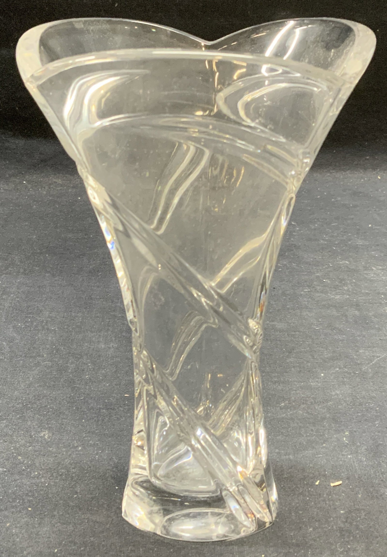 Vintage Marquis By Waterford Crystal Vase: Vintage Marquis by Waterford crystal vase, ribbed raised pattern. Trademarked to underside. Measures approx. 4.25 x 6.75 inches. Some scratching observed. Marquis by Waterford, Marquis by Waterford va