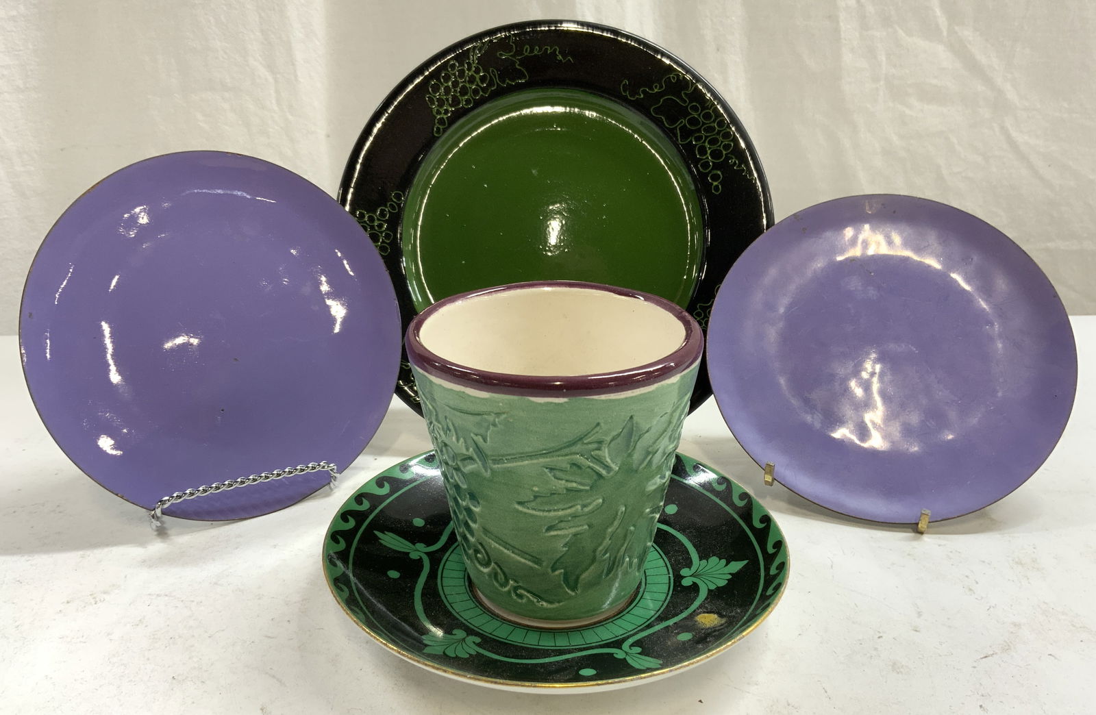 Lot 5 Porc & Enameled Plates & Ceramic Vessel (1 of 7)