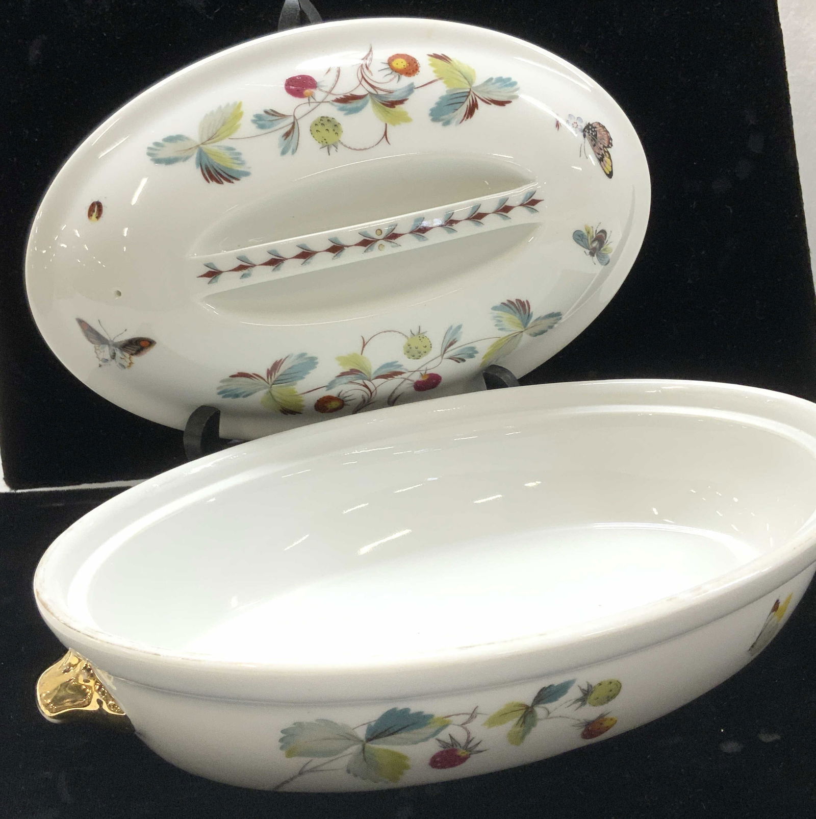 Royal Worcester Porc Lidded Casserole Dish England (1 of 7)