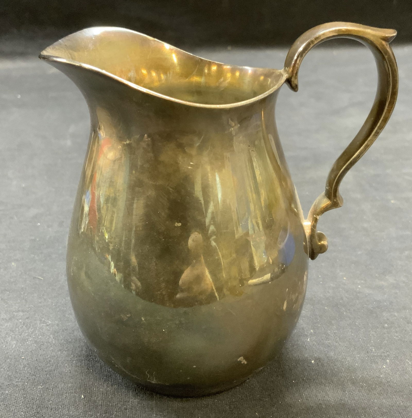 Vtg Reed & Barton Silver Plated Creamer (1 of 6)