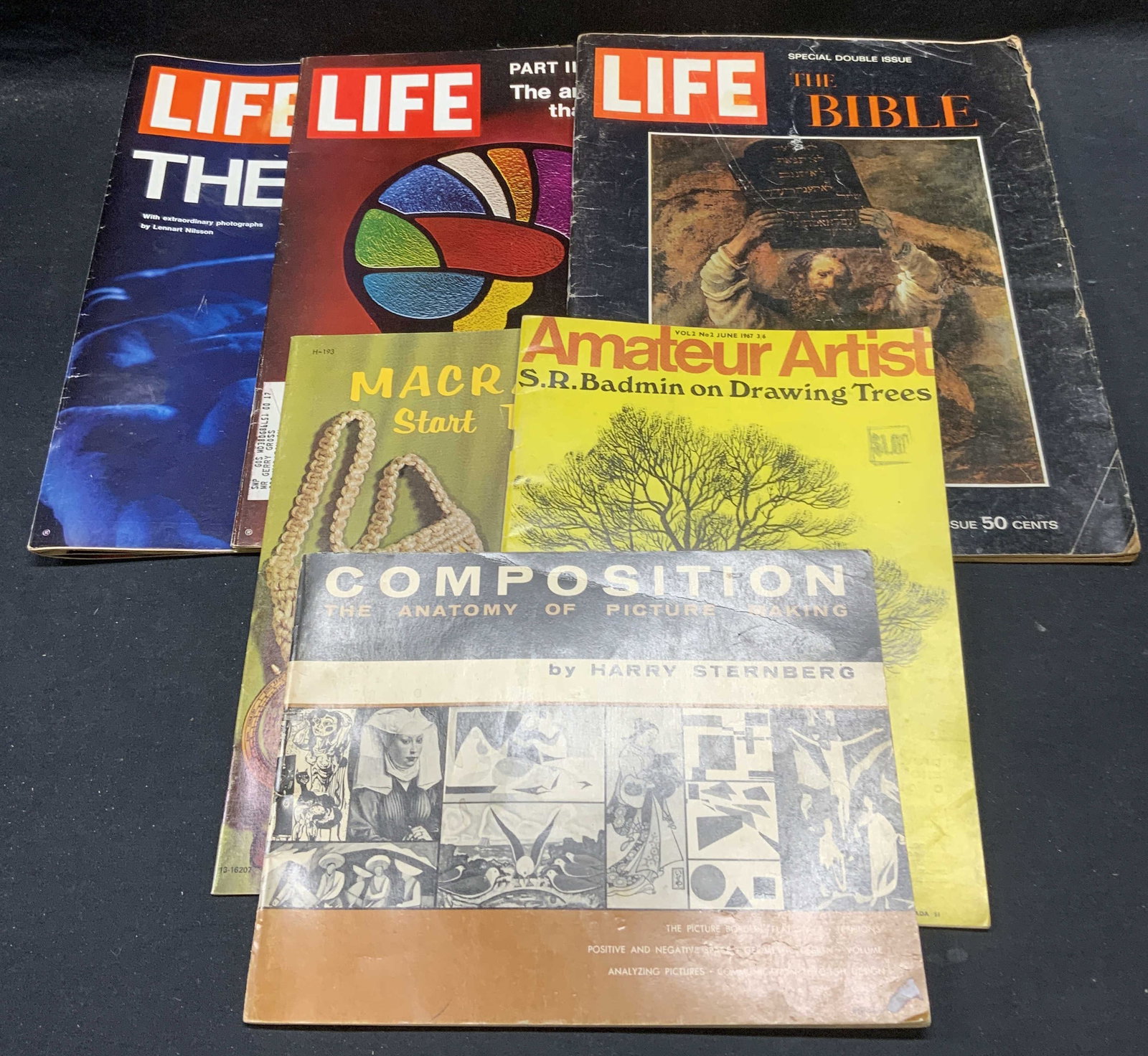 Lot 6 Vintage 1964/71Time Magazines, More: Lot of 6 vintage Magazines. Time Magazine The Bible, published 1964. Time Magazine The Brain part 1, published 1971. Time Magazine The Brain part 2, published 1971. Macrame Start to Finish booklet, ye