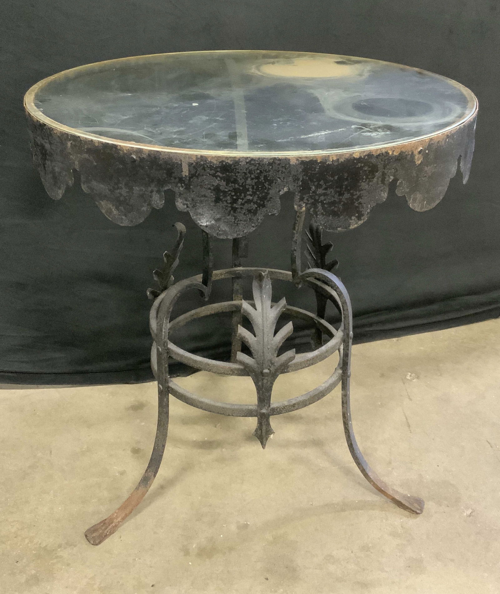 Vintage Cast Iron & Glass End Table (1 of 7)