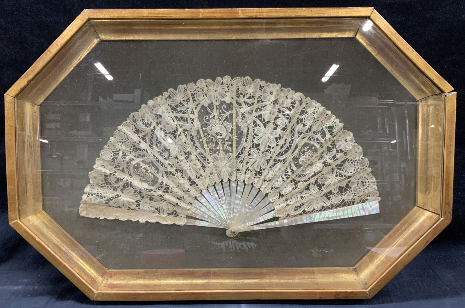 Vtg Lace & Mother of Pearl Mounted Fan (1 of 8)