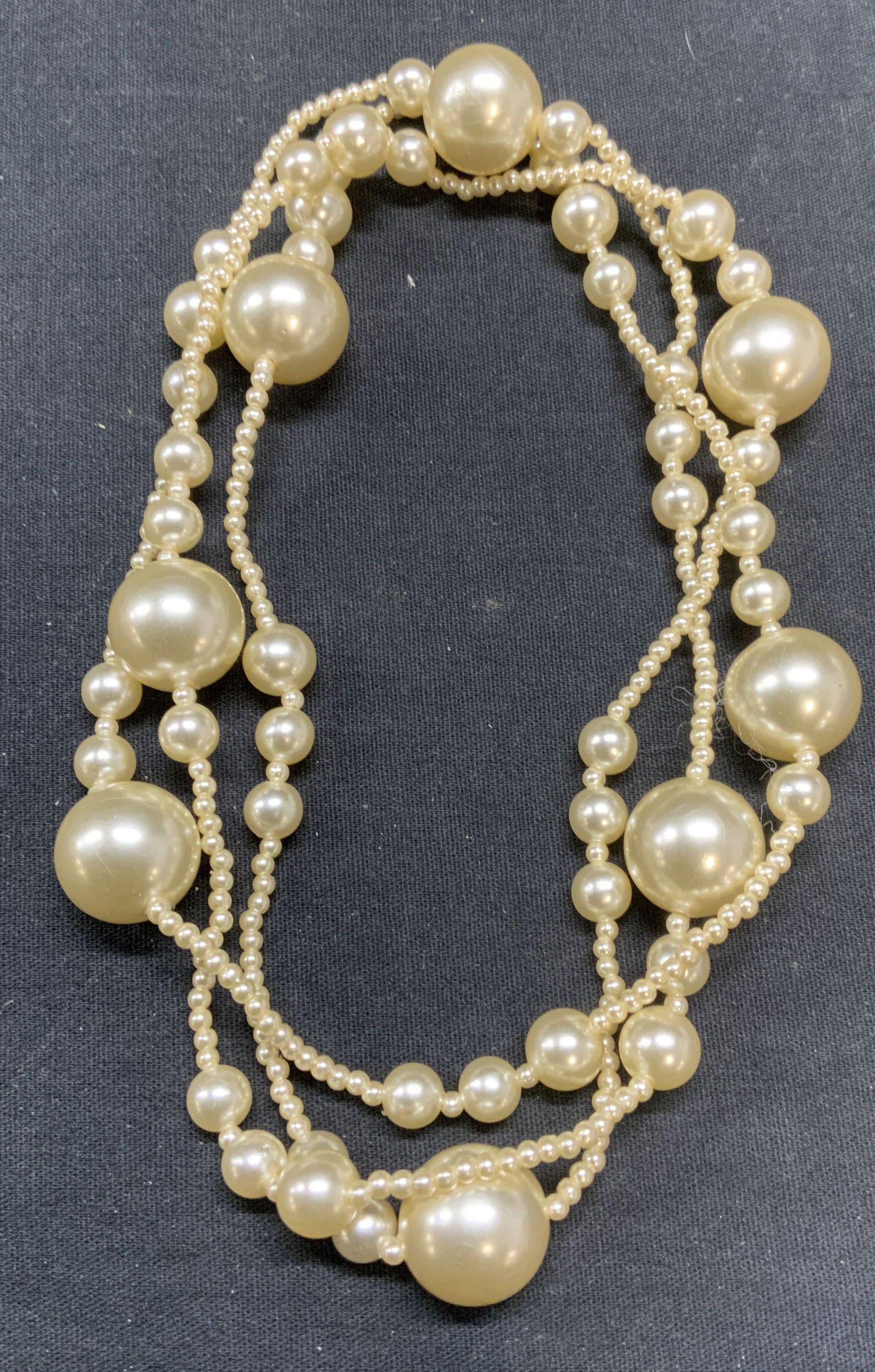 Vintage Faux Pearl Beaded Necklace (1 of 6)