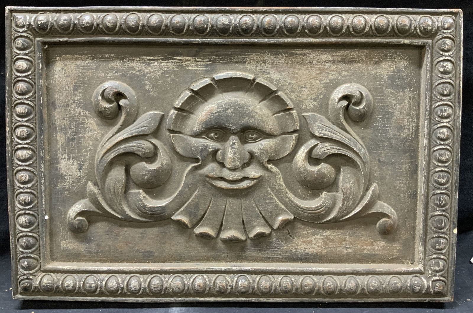 Vtg Cast Wooden & Heavy Composite Face Plaque (1 of 9)