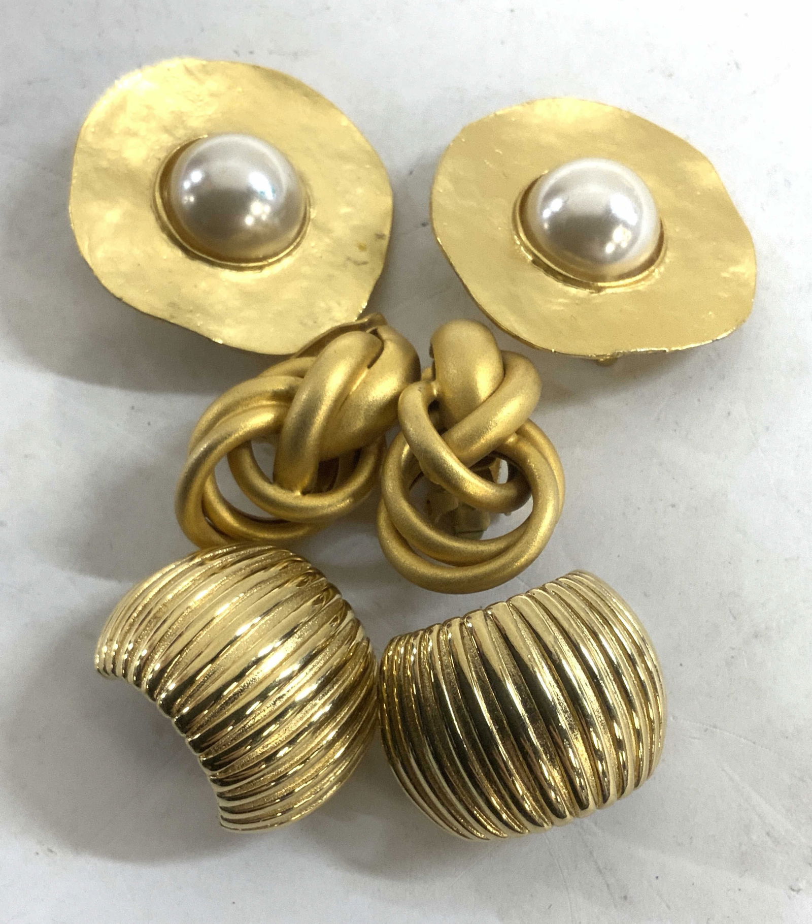 3 Pr Gold Tone Metal Earrings GIVENCHY PARIS  + (1 of 9)