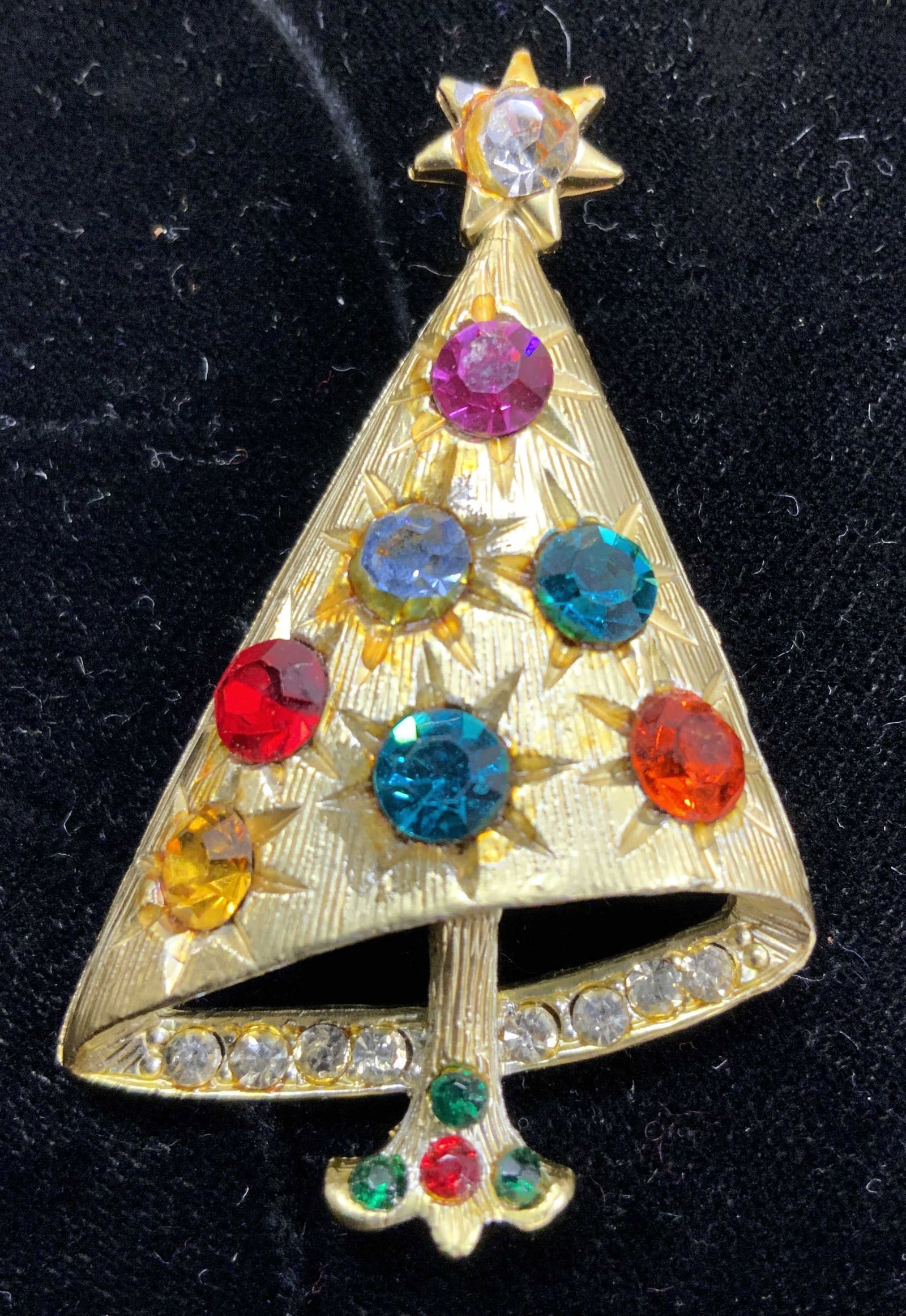 Christmas Tree Crystal Brooch in Gold Tone (1 of 6)