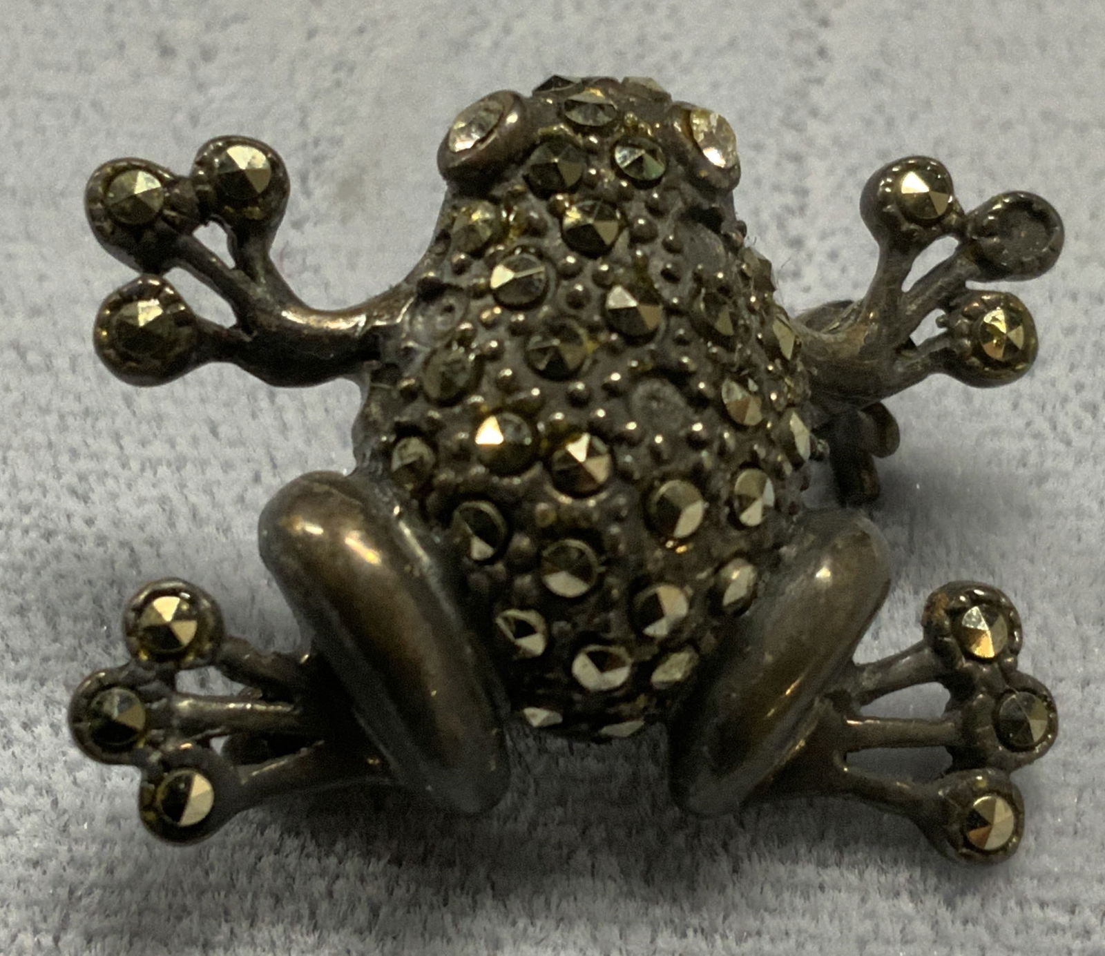 Vintage Sterling Silver Marcasite Frog Brooch (1 of 6)