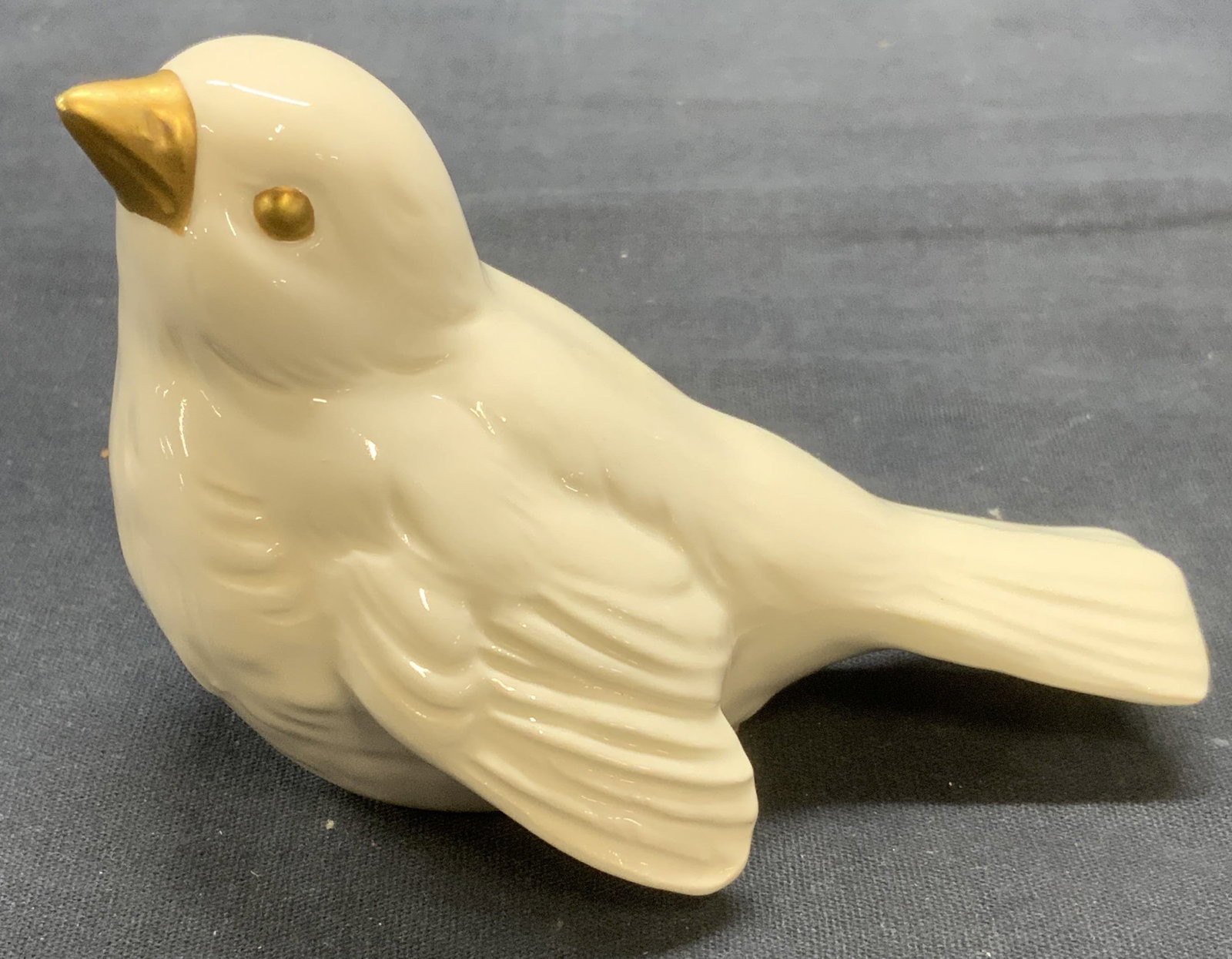 Vintage GOEBEL Porcelain Bird Figural, Germany (1 of 6)