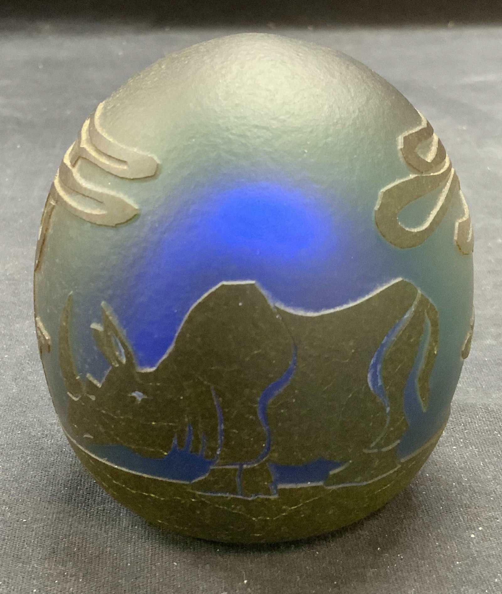 Sgn Vintage Blue Cameo Glass Rhino Paperweight (1 of 7)