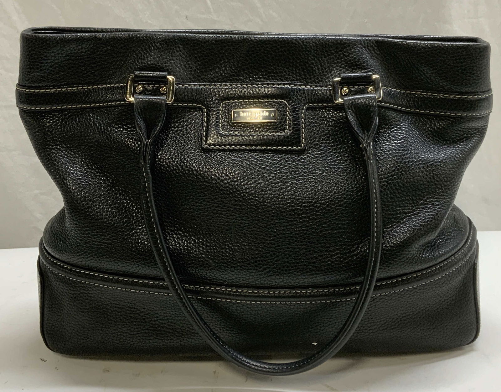 Kate Spade Black Leather Handbag (1 of 9)