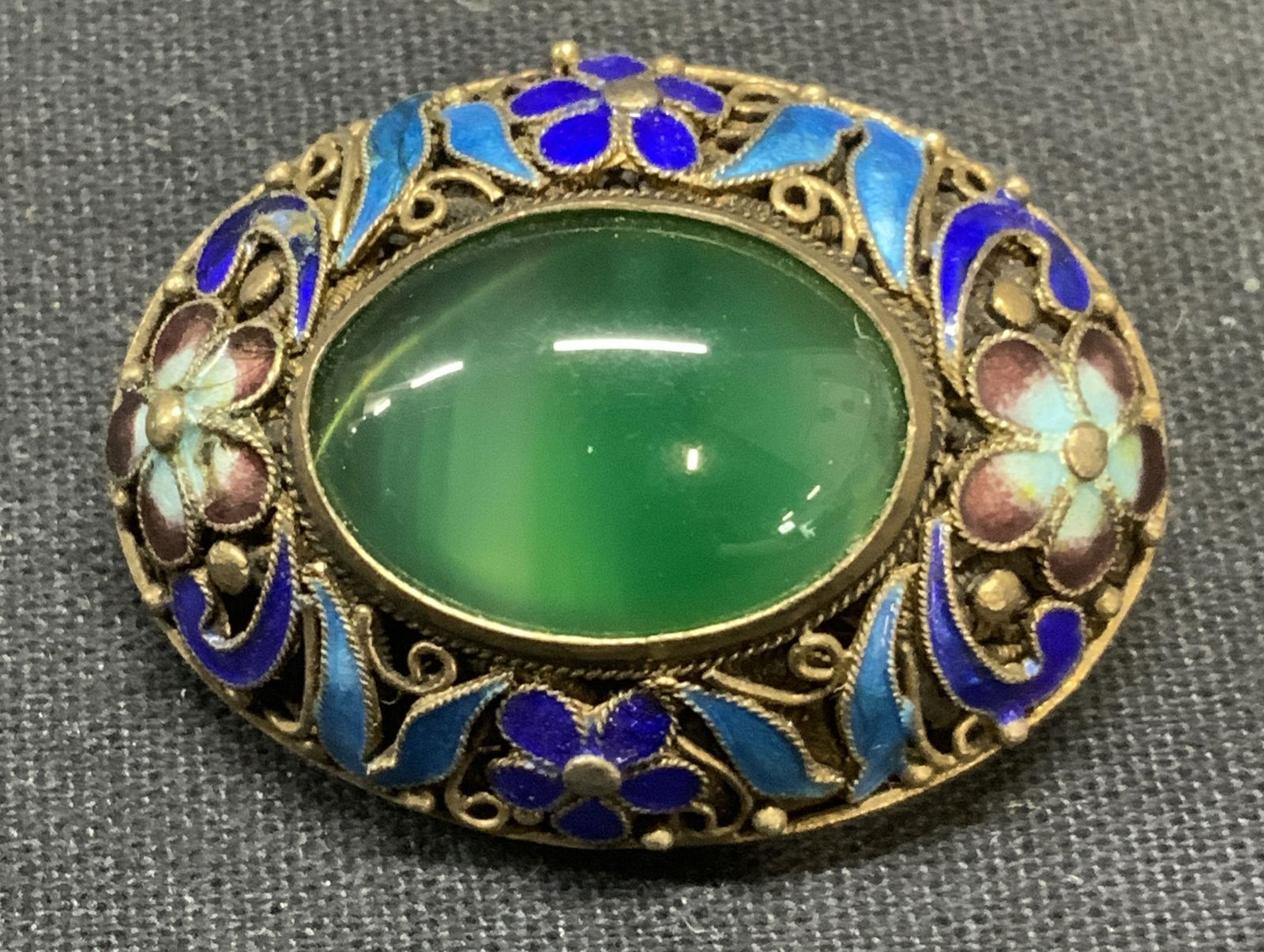 Vintage Gilt Silver Green Gemstone Brooch (1 of 6)